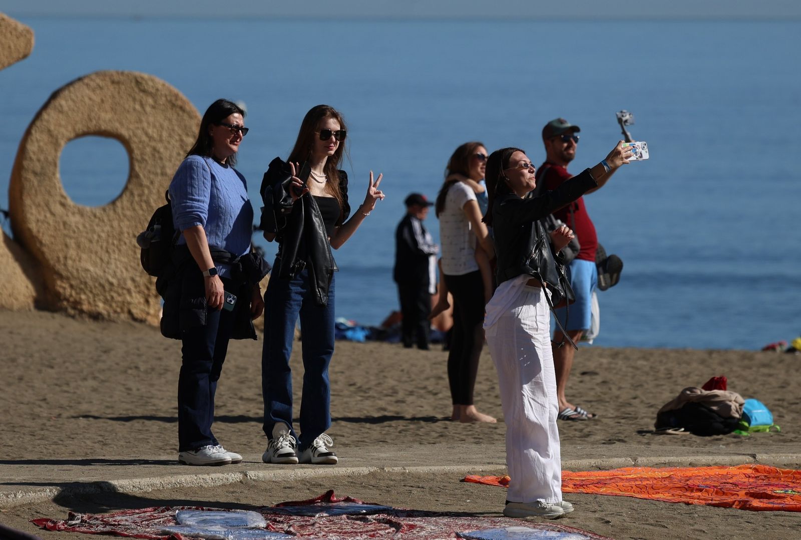 Enero y... día de playa en Málaga: la subida de las temperaturas deja estas imágenes