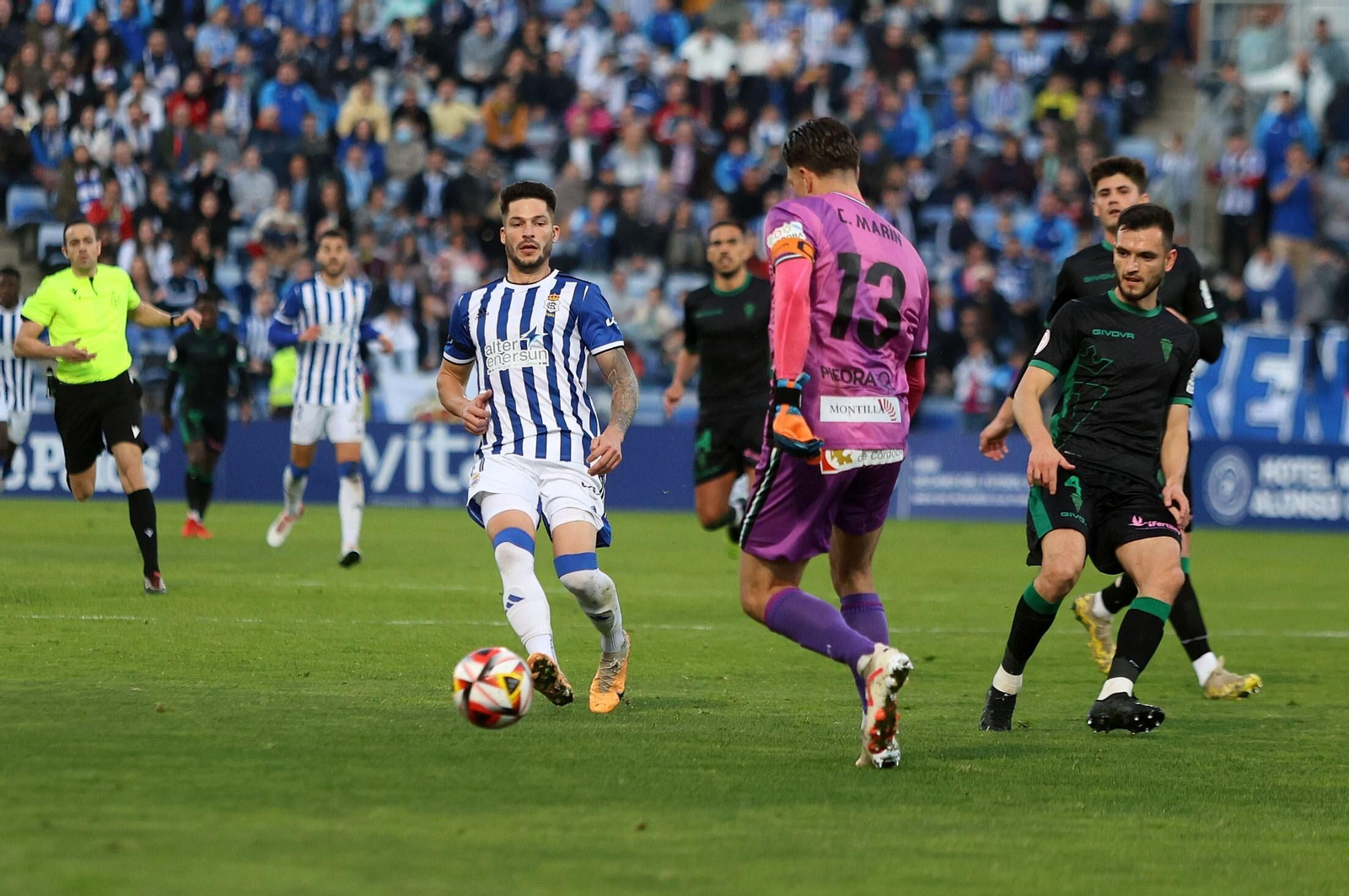 Las mejores fotos del ambiente en el Nuevo Colombino para el Recre - Córdoba CF
