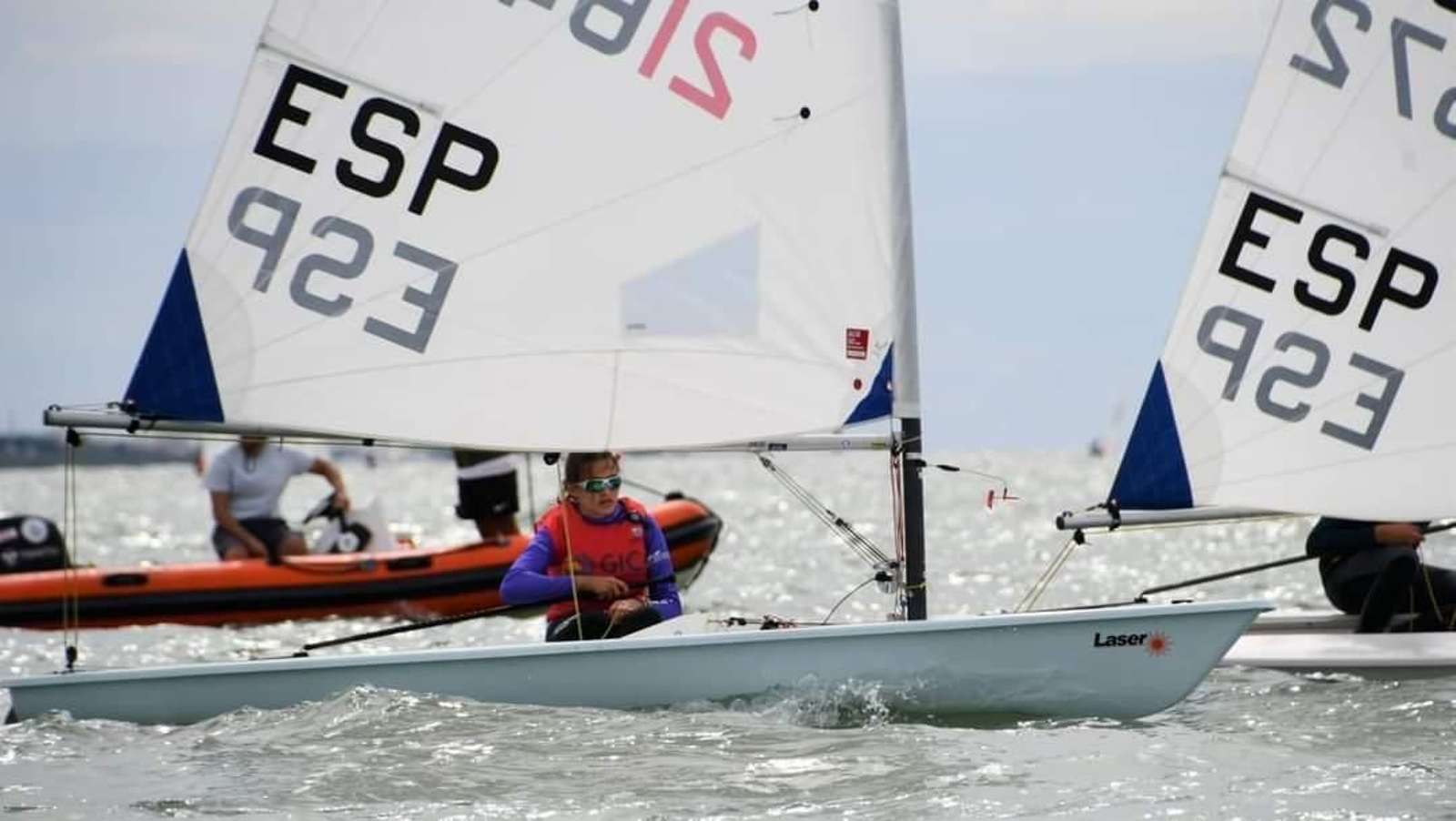 La linense Raquel Retamero, en la Copa de España de la clase ILCA 6.