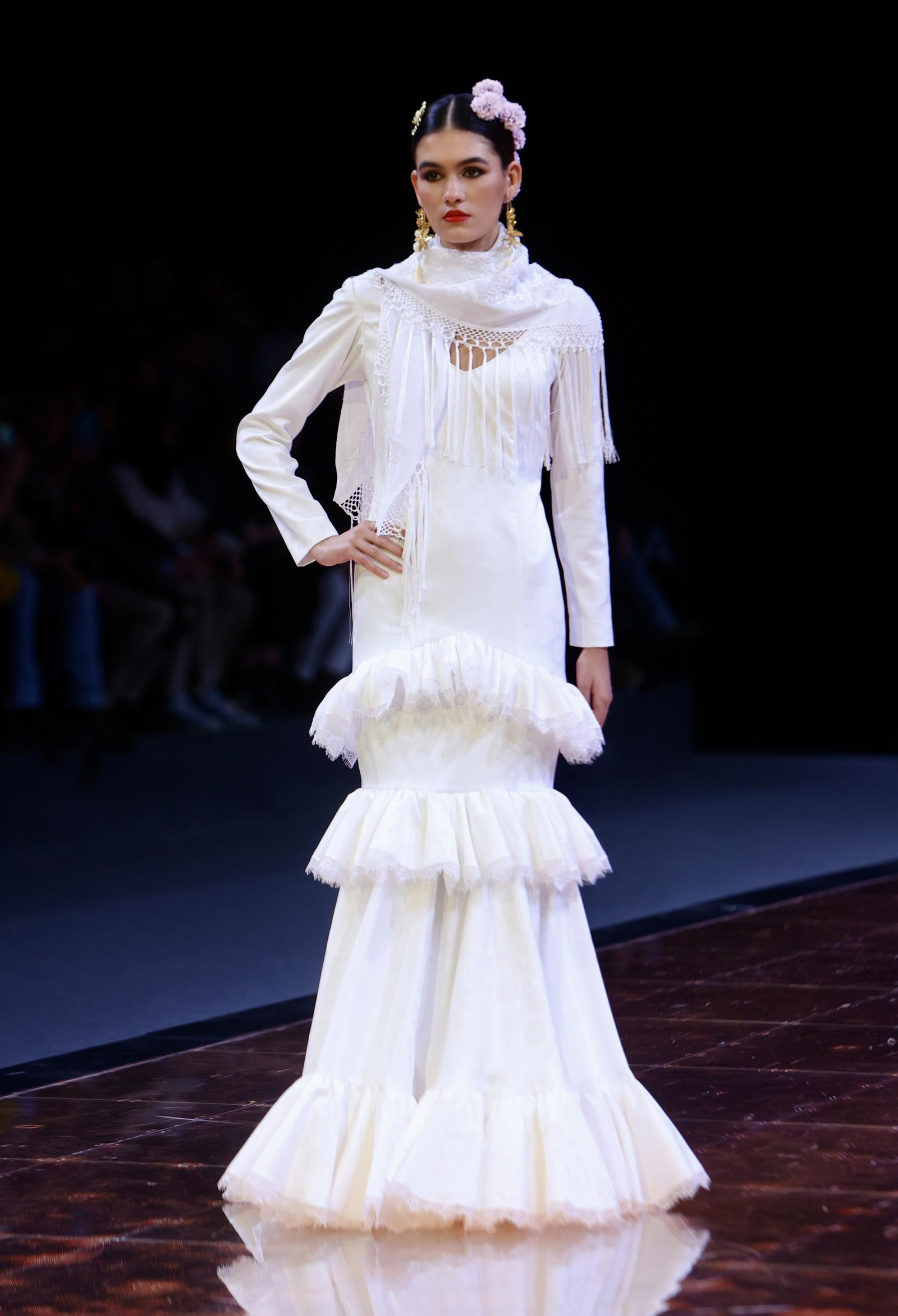 Desfile de Manuel Odriozola en SIMOF 2024, todas las fotos