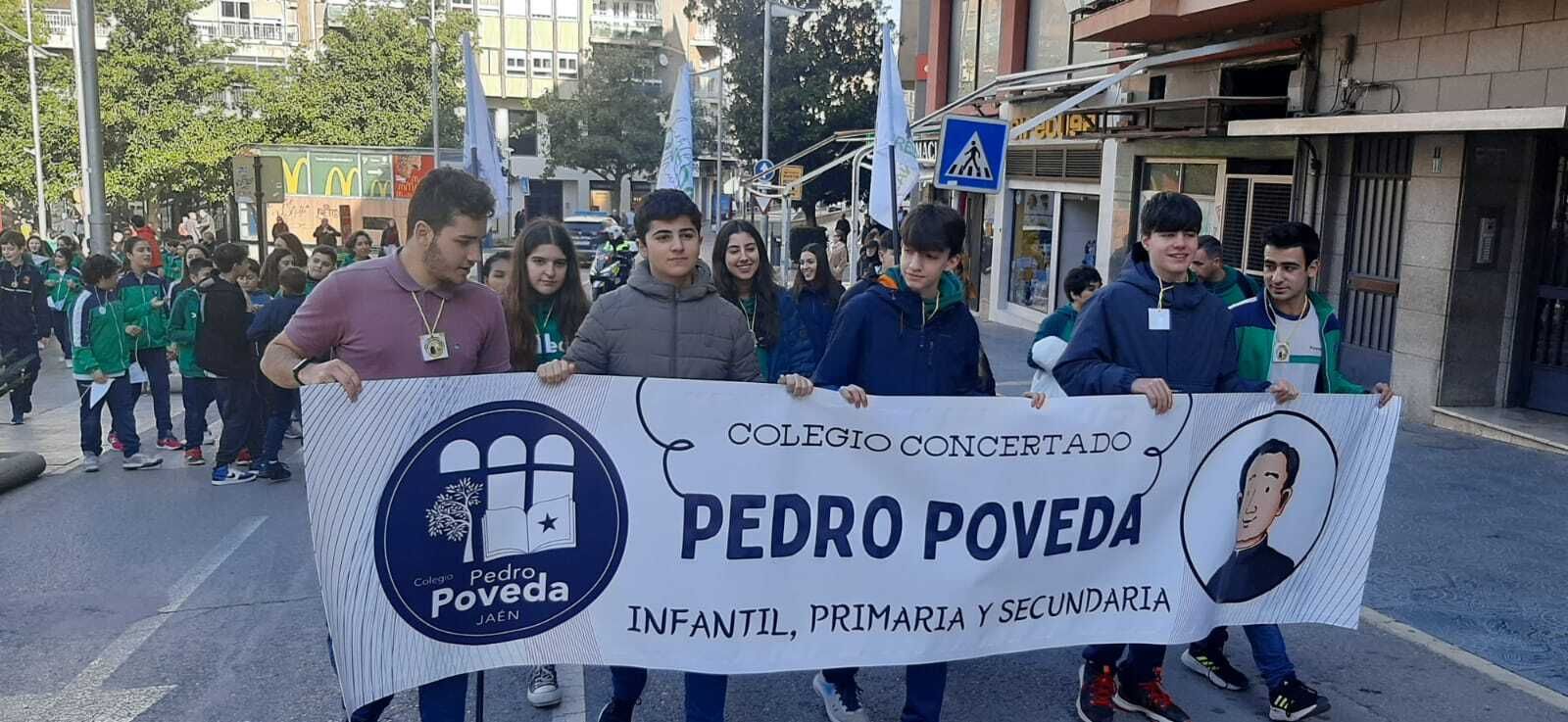 Así ha sido la caminata por la paz del colegio Pedro Poveda de Jaén
