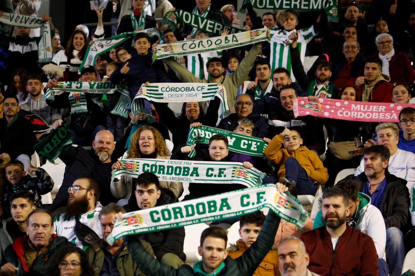 Las mejores fotos del ambiente en El Arcángel para el Córdoba CF - Real Murcia