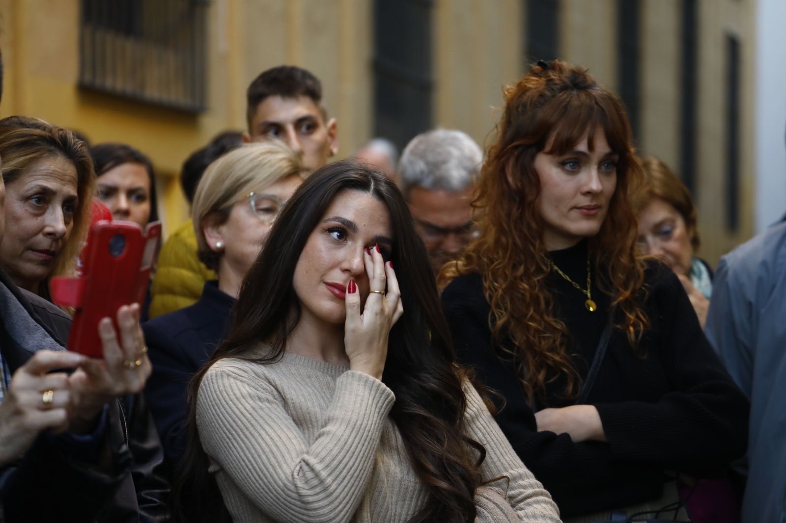 Córdoba se vuelca en el homenajea a Ángel González, el desaparecido sumiller de El Churrasco