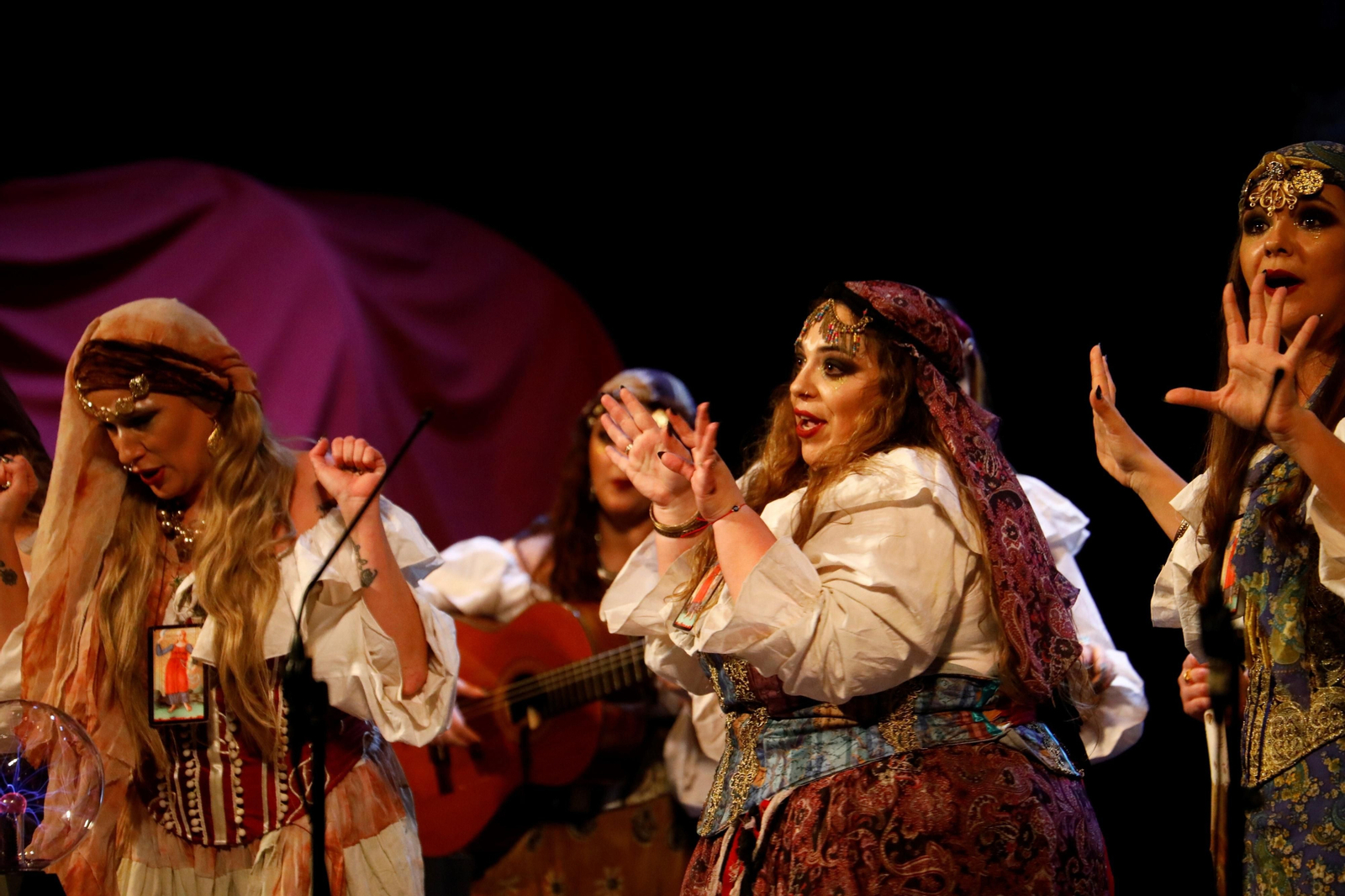 Las imágenes de la última sesión de preliminares del Concurso de Agrupaciones del Carnaval de Córdoba