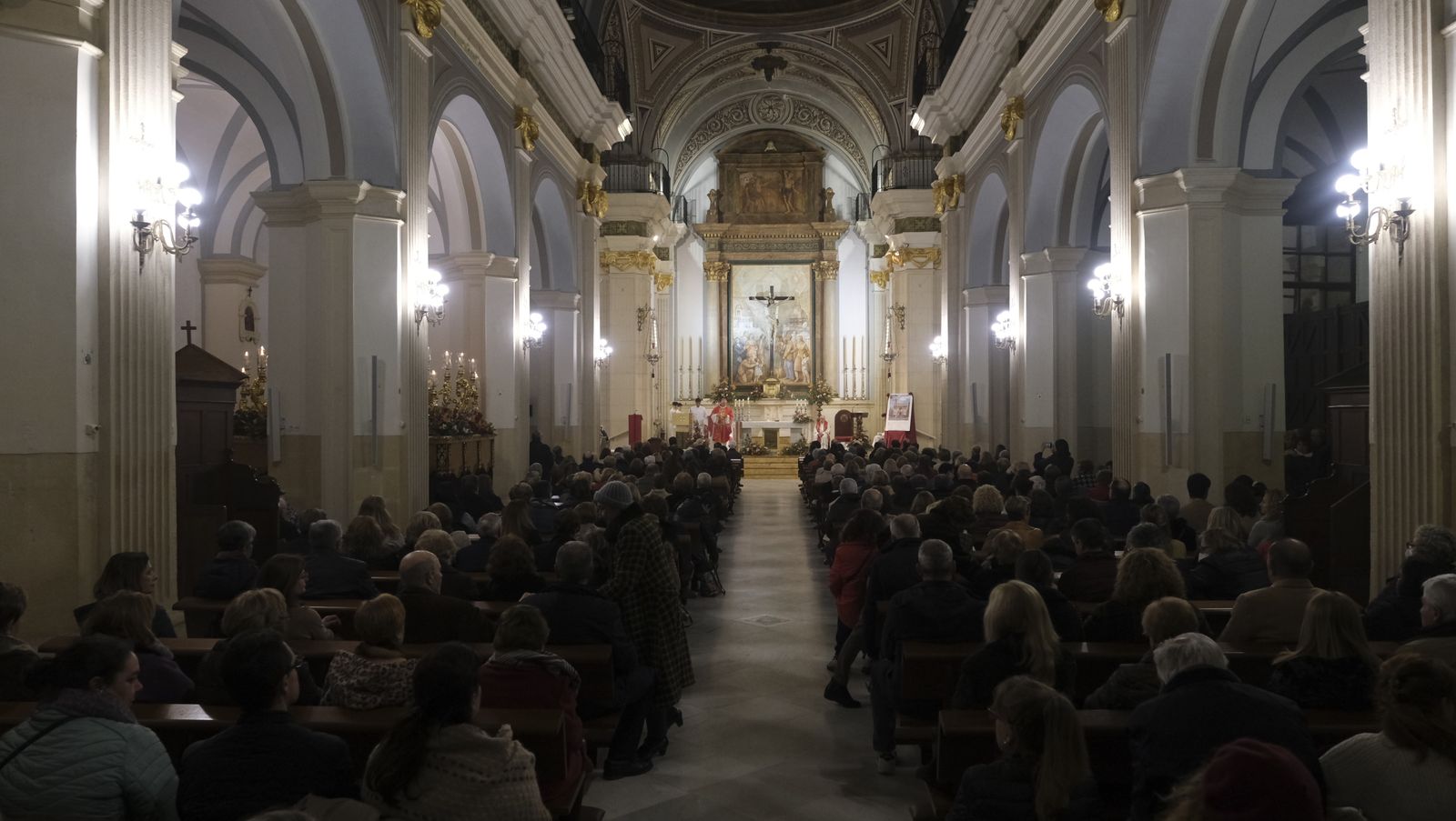 Imágenes de la misa y procesión de San Sebastián, en Almería
