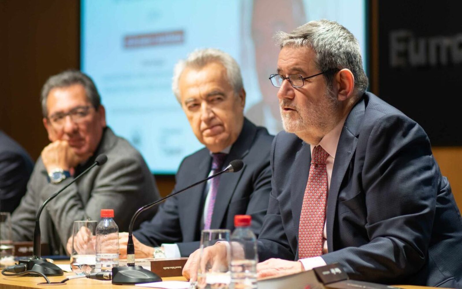 La presentación del libro fue en la Fundación Cajasol