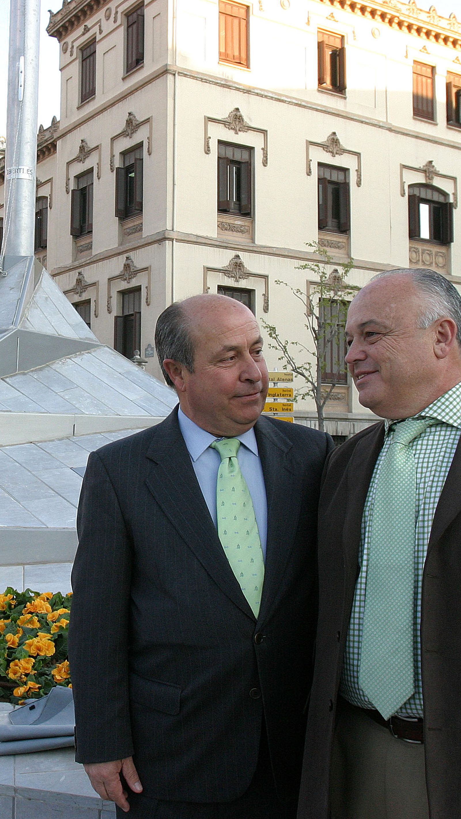 Torres Hurtado y García Royo.