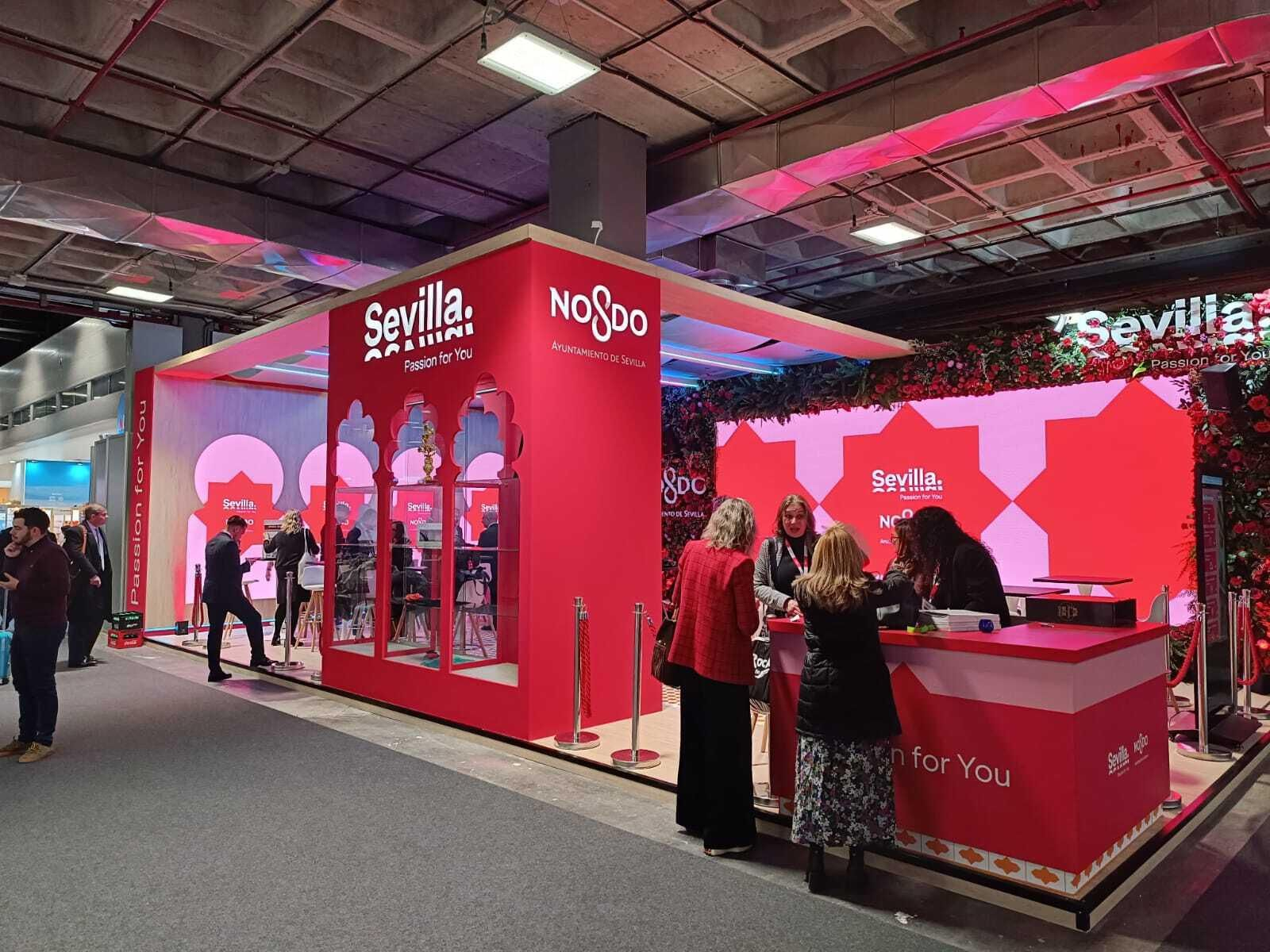 Visión general del stand propio de Sevilla en Fitur 2024
