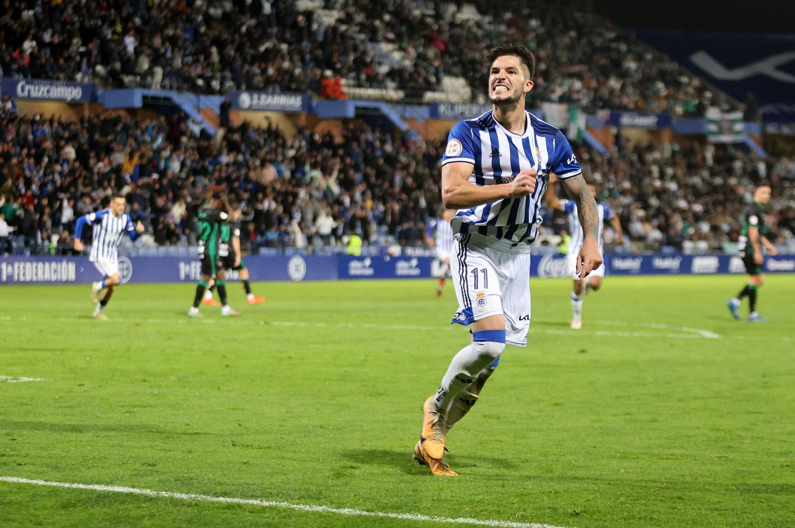 Las mejores fotos del ambiente en el Nuevo Colombino para el Recre - Córdoba CF