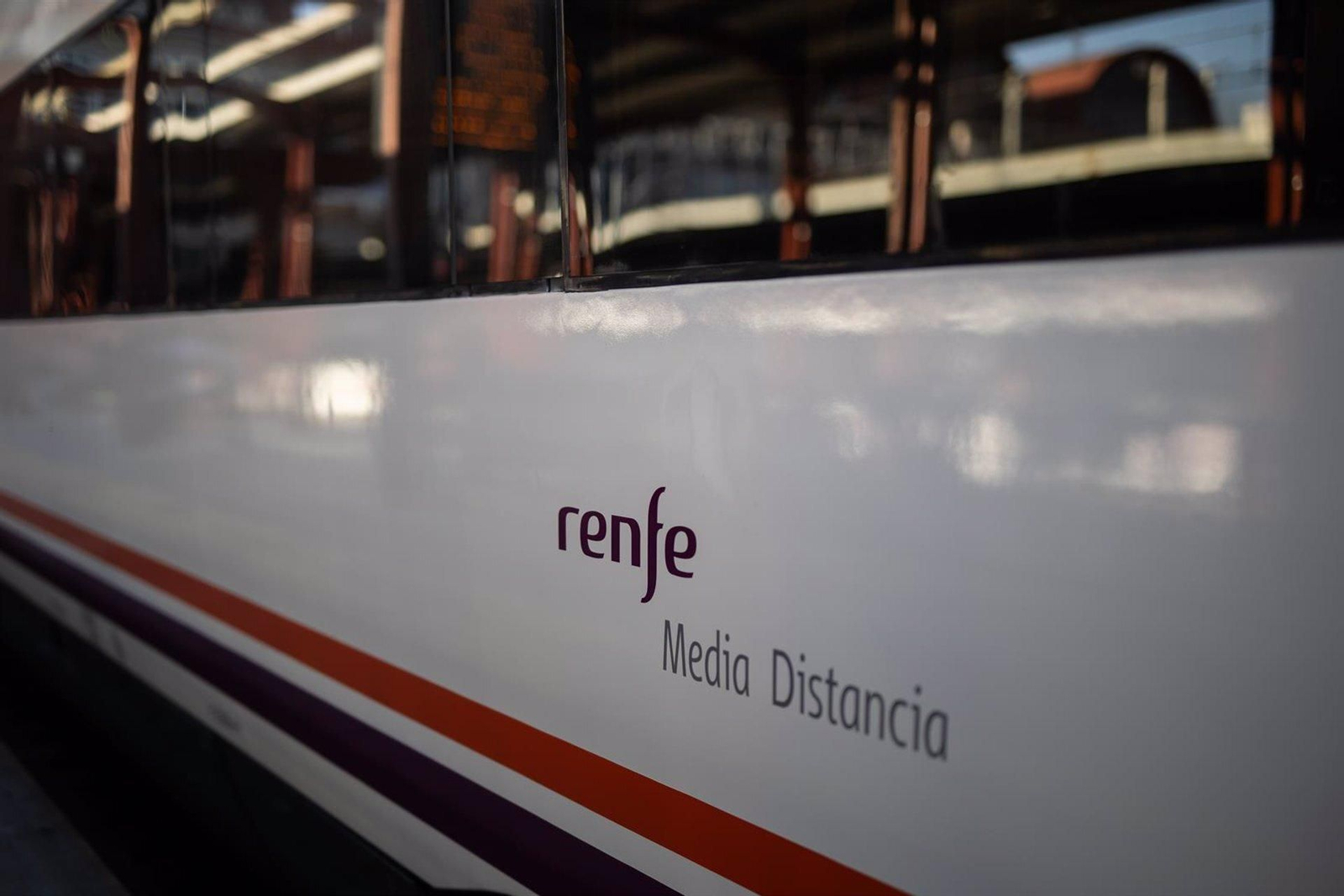 Cortada la línea de tren Sevilla-Huelva a la altura de La Palma del Condado por el fuerte temporal