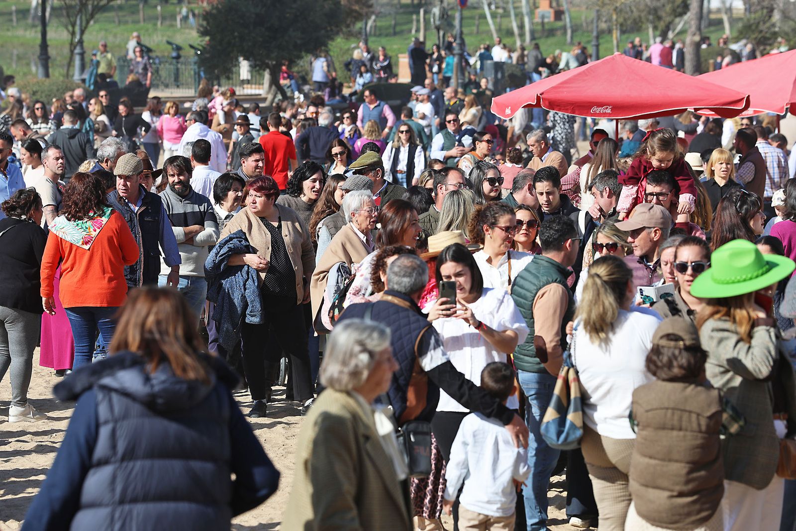 Candelaria 2024: Presentación de los niños ante la VIrgen del Rocío