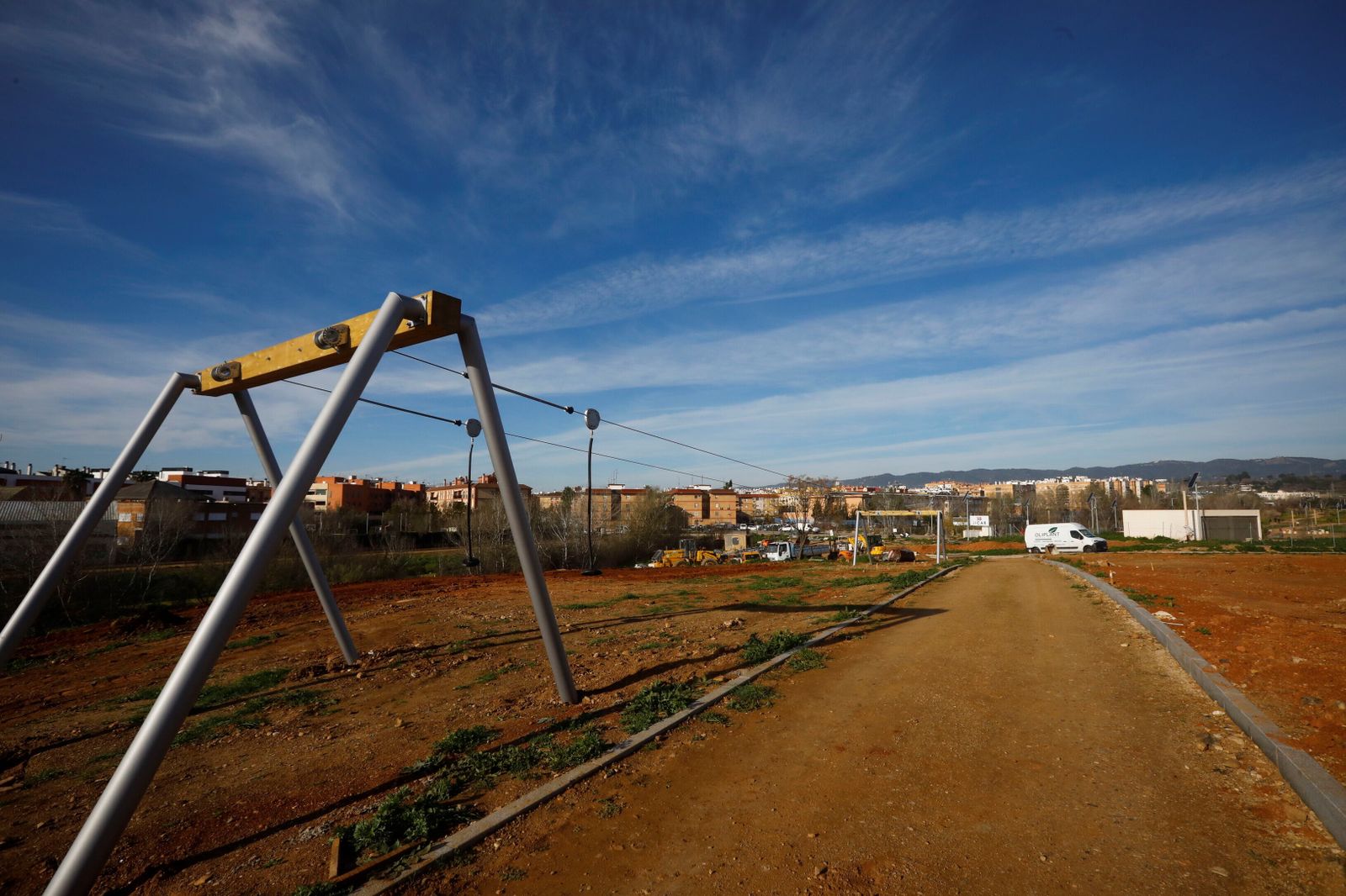 Así avanzan las obras de la segunda fase del parque de Levante de Córdoba, en imágenes