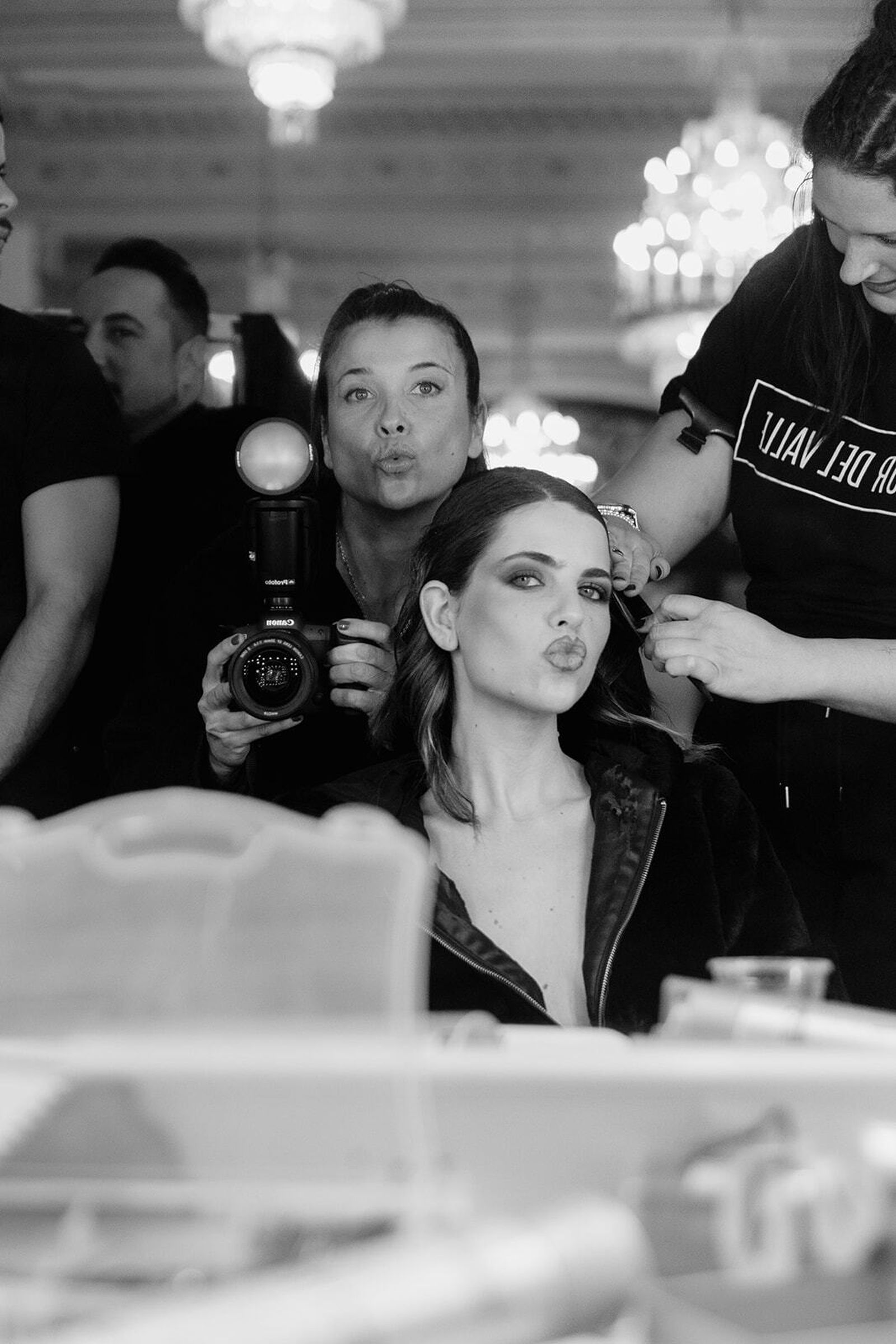 We Love Flamenco 2024: Las fotos más divertidas del backstage de la pasarela