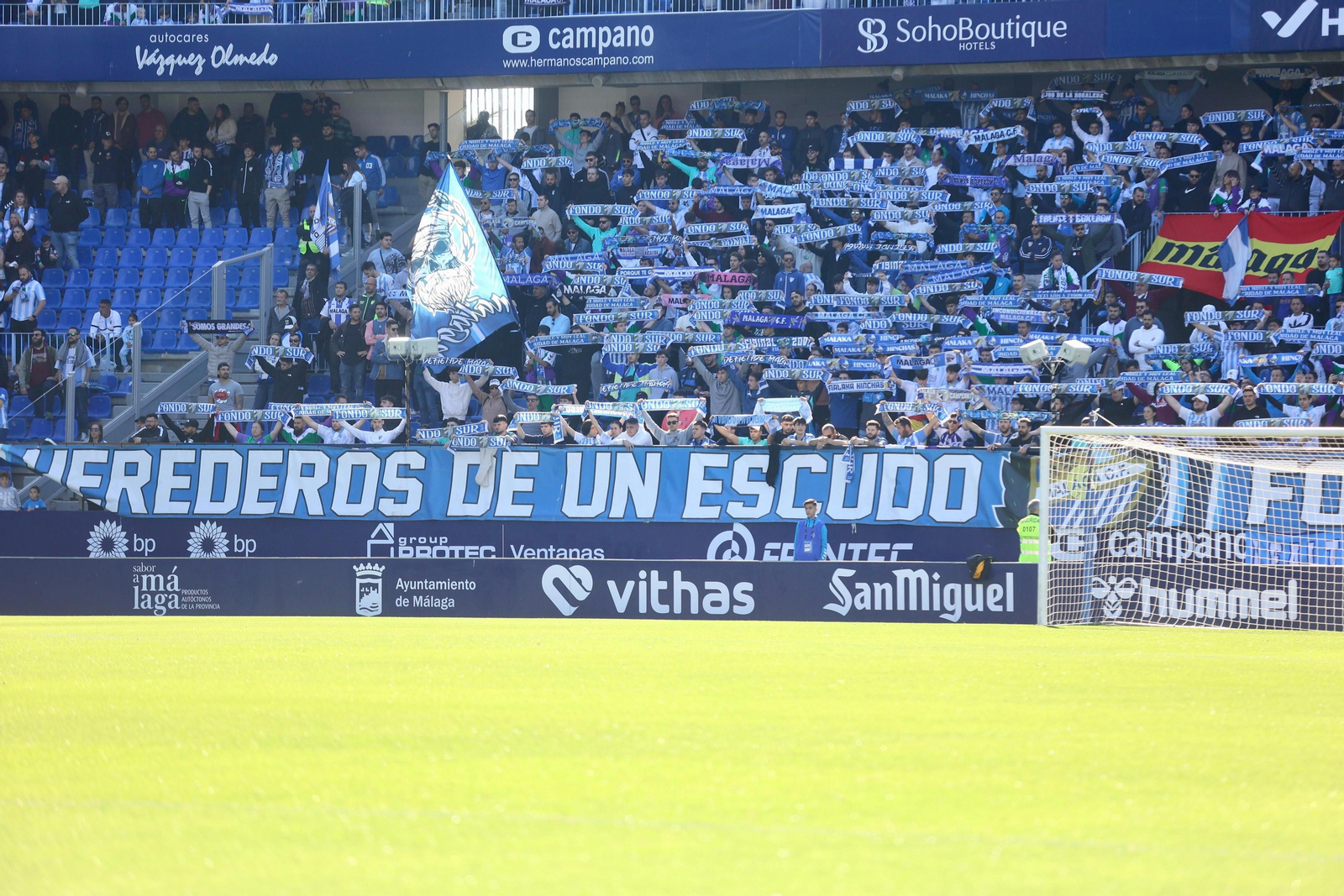 Búscate en las fotos del Málaga CF - Atlético Baleares