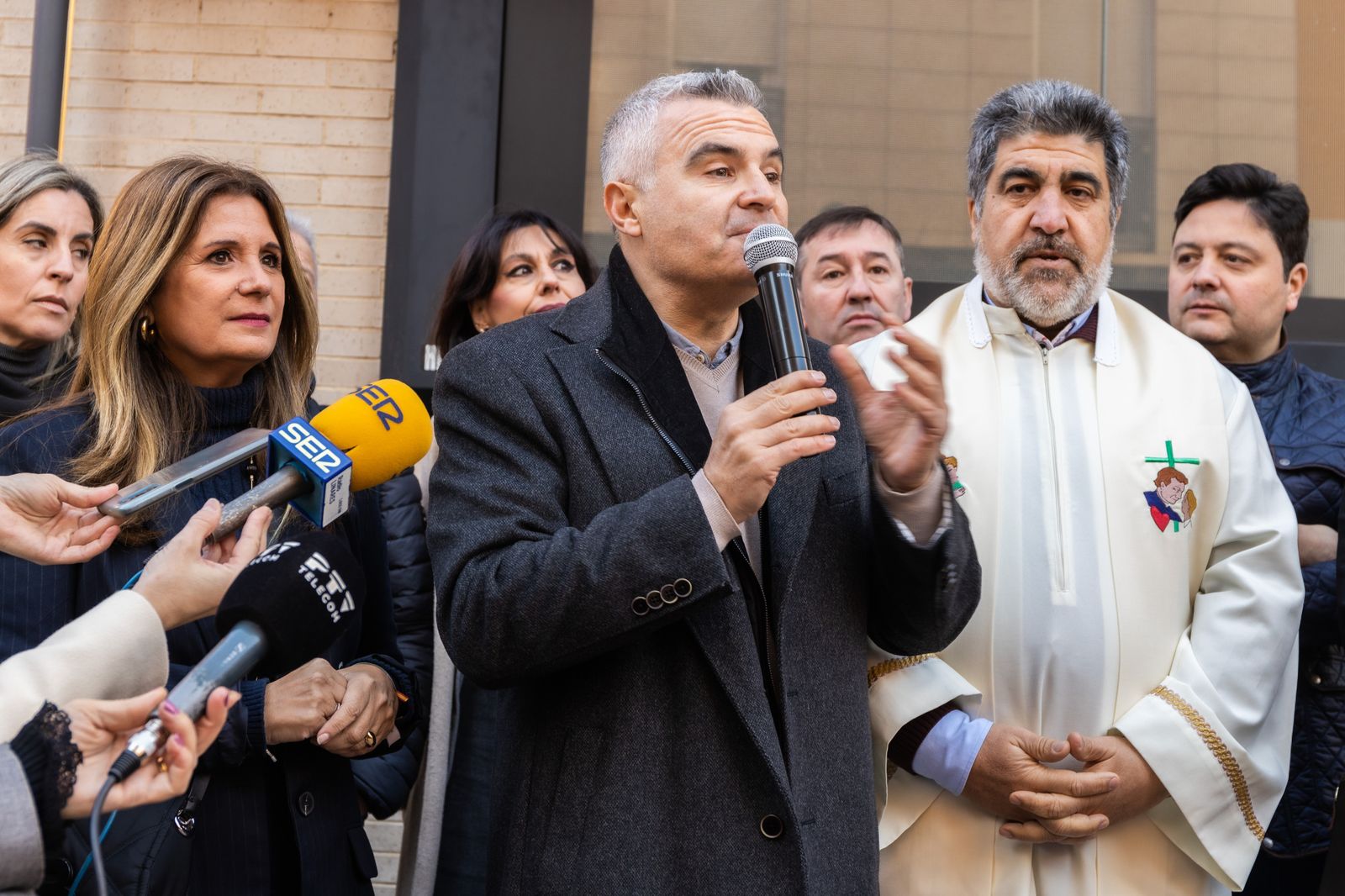 Precesión e inauguración calle 'Salesianos'