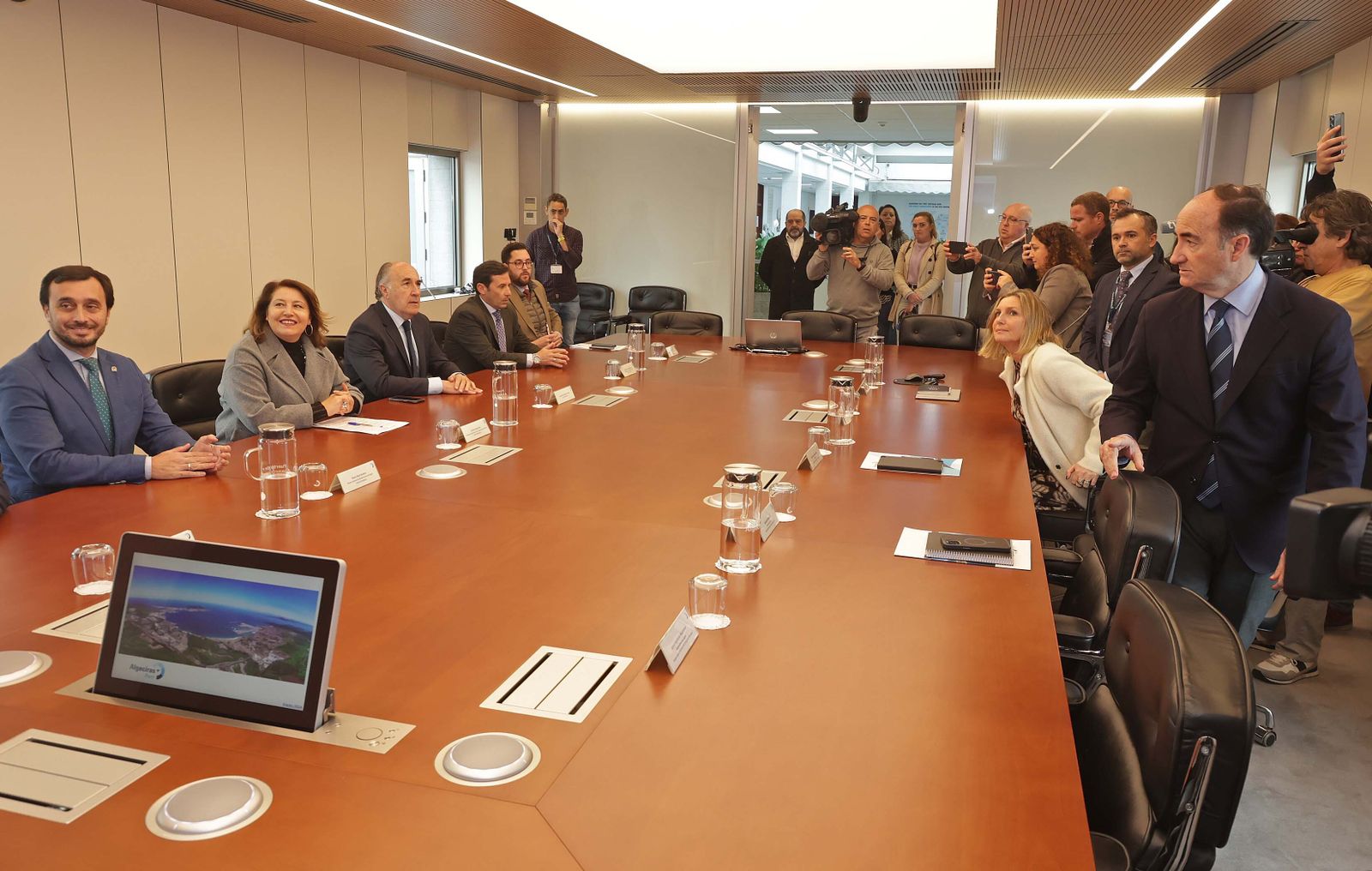 La visita de Carmen Crespo a la Autoridad Portuaria de la Bahía de Algeciras, en imágenes