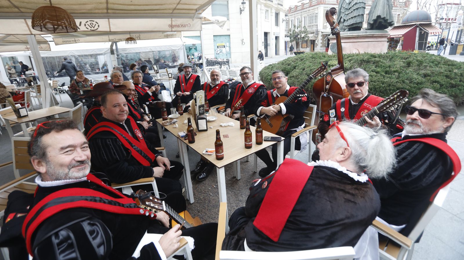 Las fotos del Pasacalles de Tunas en La Línea