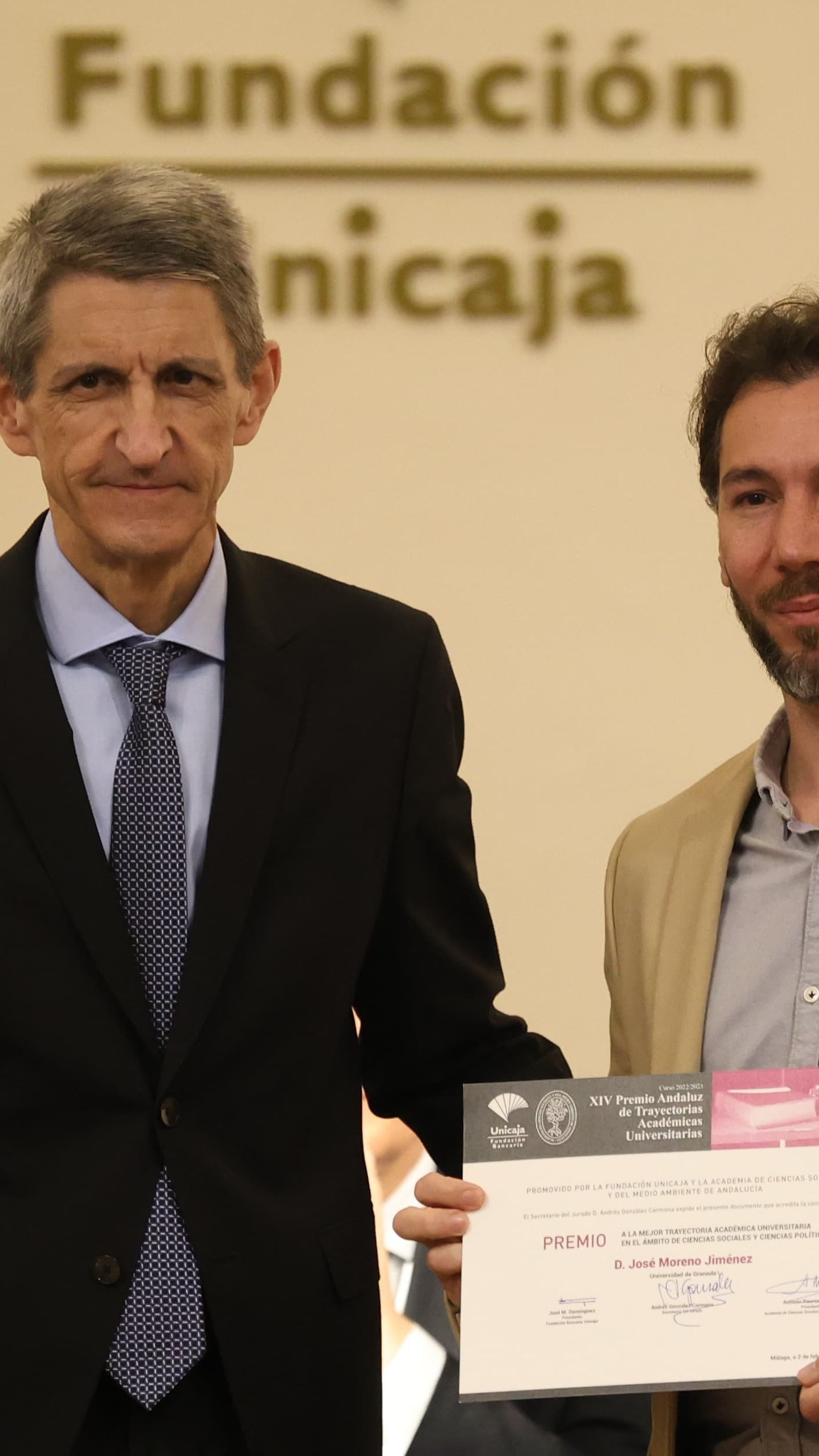 José Moreno, Premio a Mejor Trayectoria Académica Universitaria en Ciencias Sociales y Ciencias Políticas.