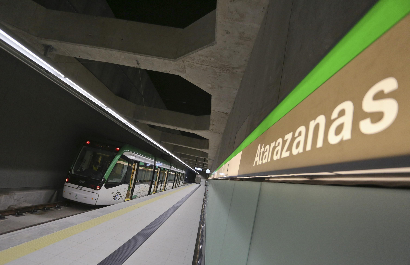 Metro de Málaga, estación Atarazanas.