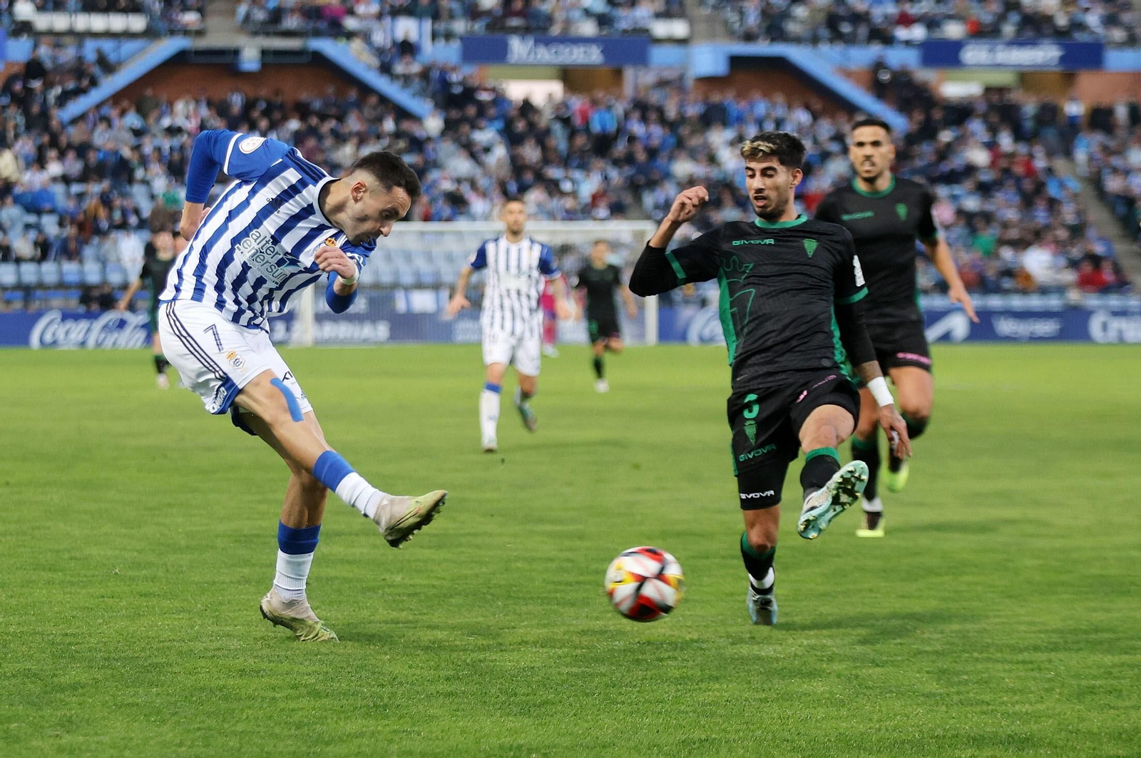 Las mejores fotos del ambiente en el Nuevo Colombino para el Recre - Córdoba CF