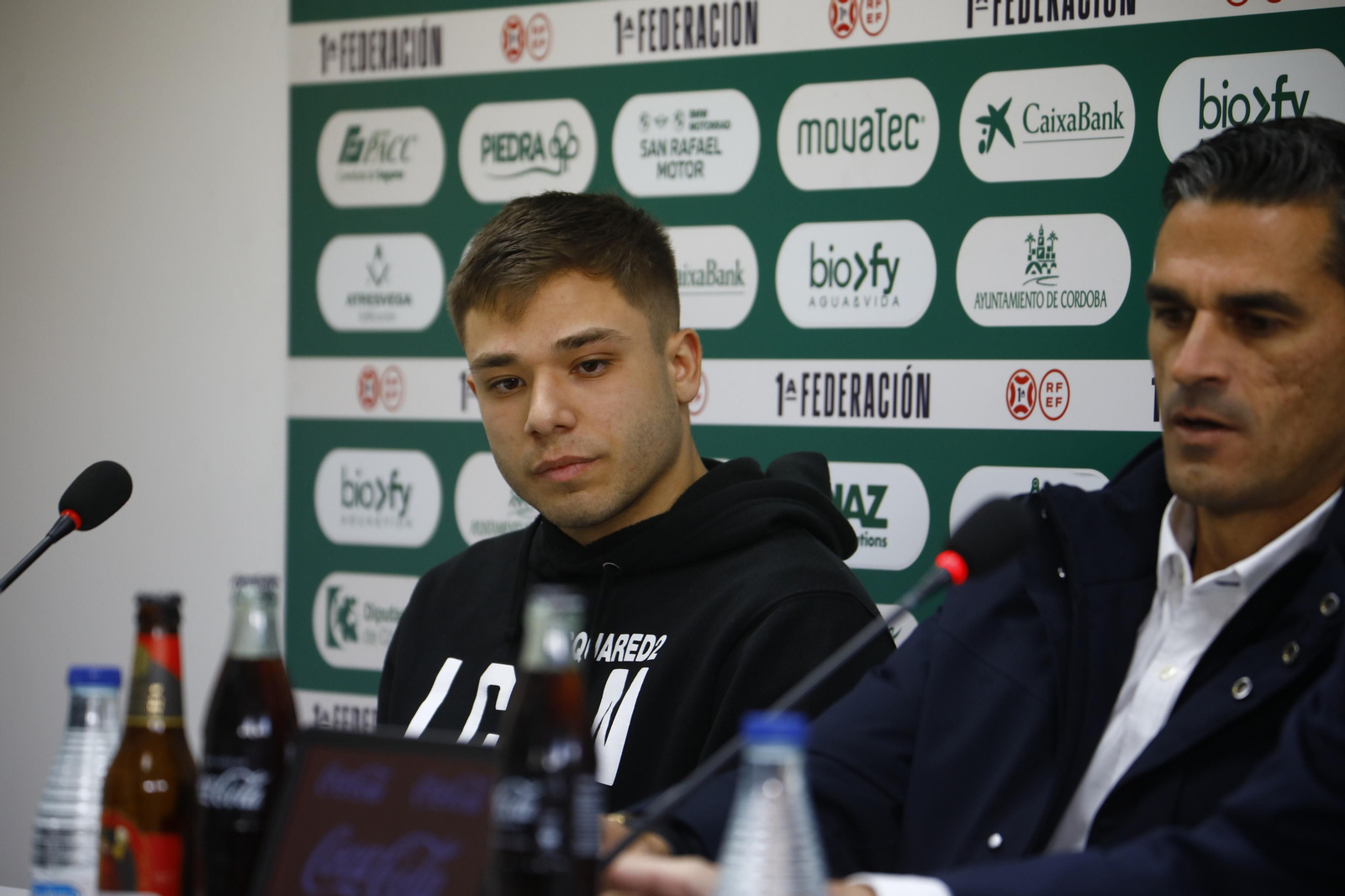Las imágenes de la presentación de Álvaro Leiva y José Antonio Martínez con el Córdoba CF