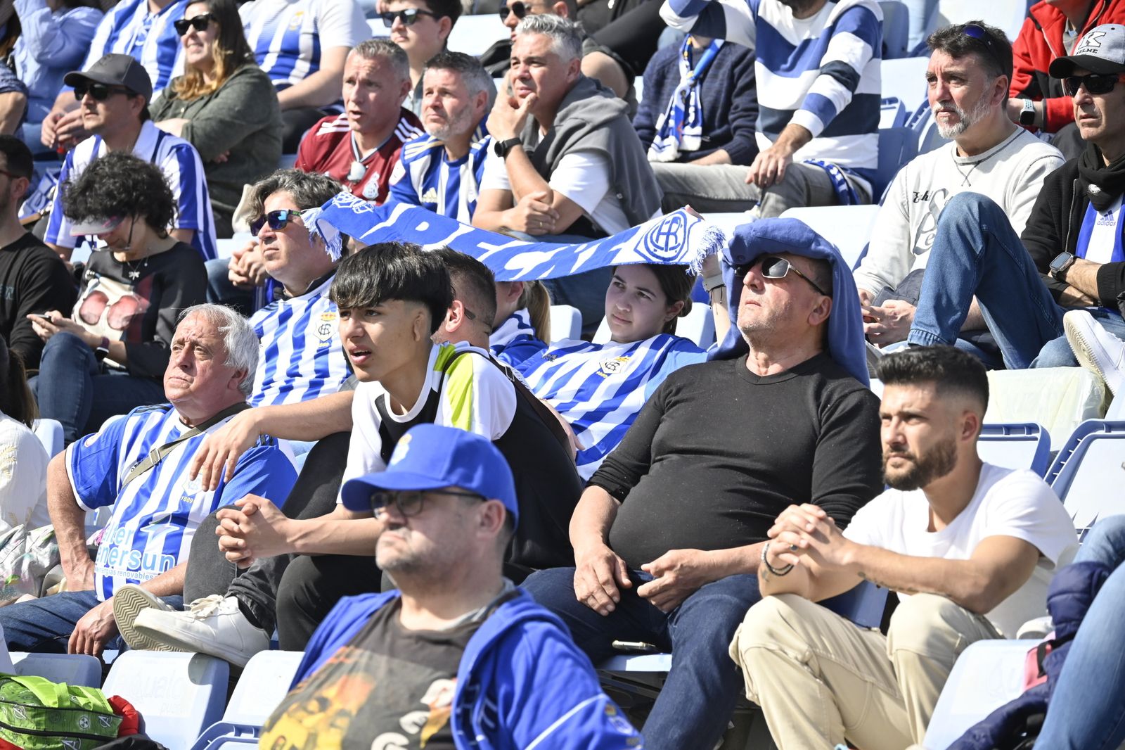 Imágenes de ambiente del partido Recre - Melilla