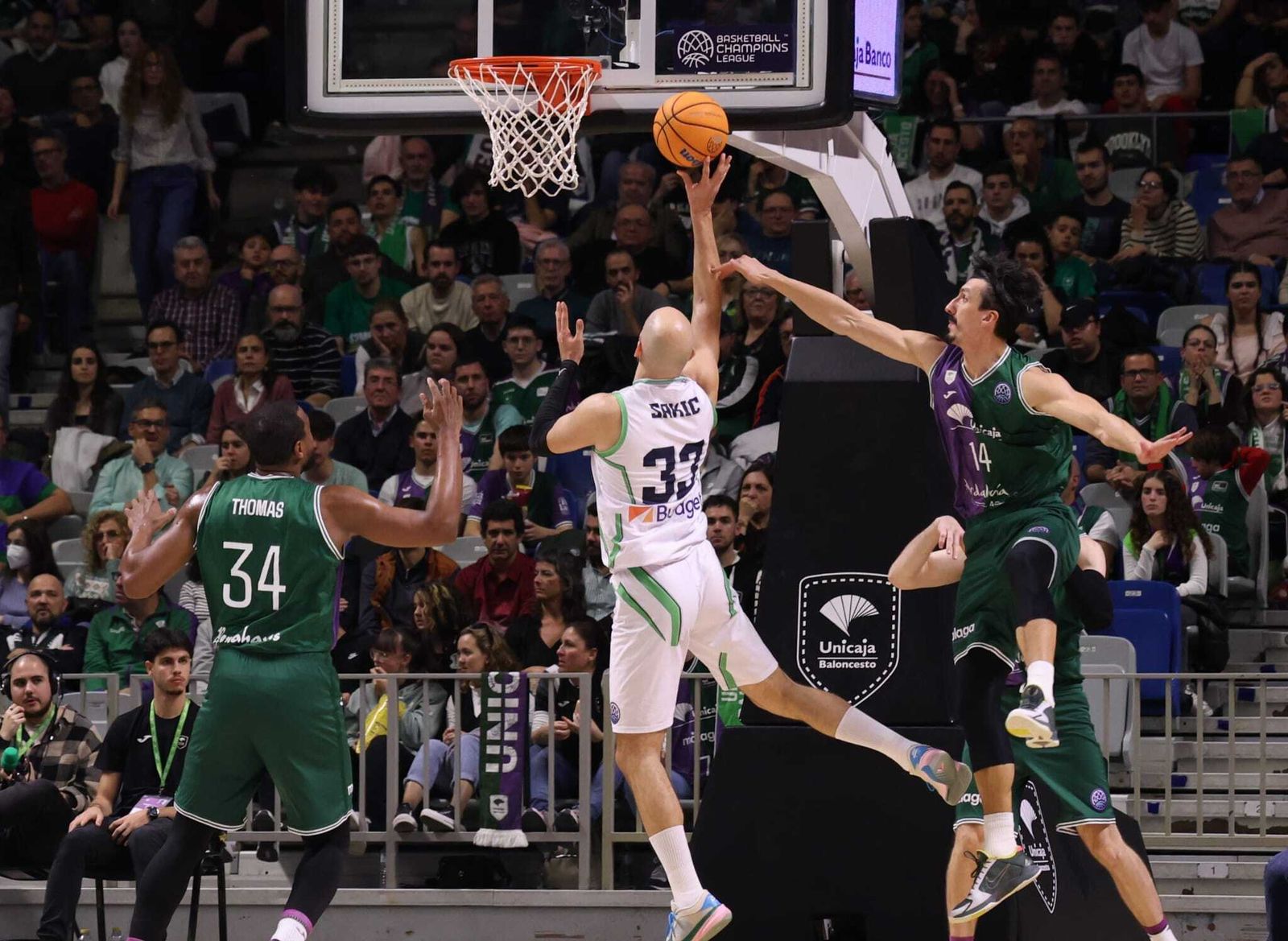 El Unicaja - Tofas Bursa, en fotos