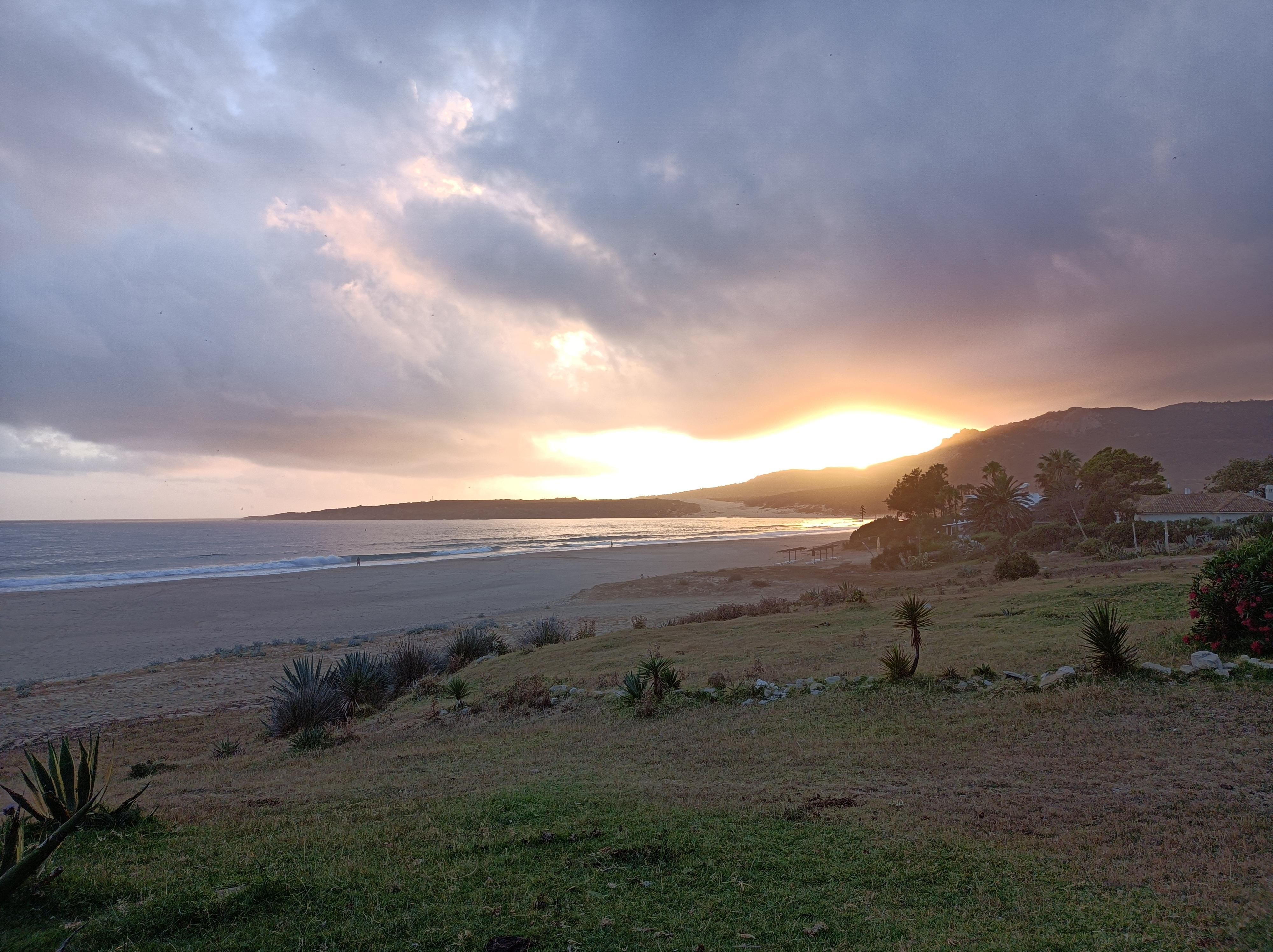 No nos podemos perder el bello anochecer.