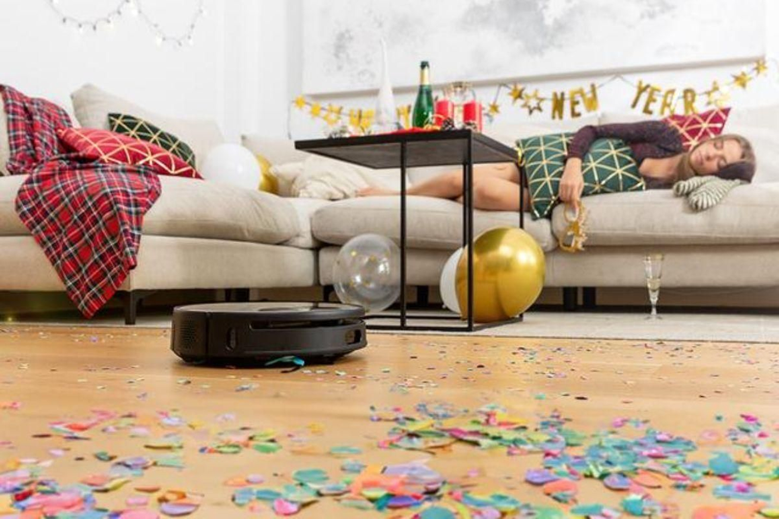 Cecotec tira el precio de su nuevo y potente robot aspirador ¡ahora con 500€ de descuento!