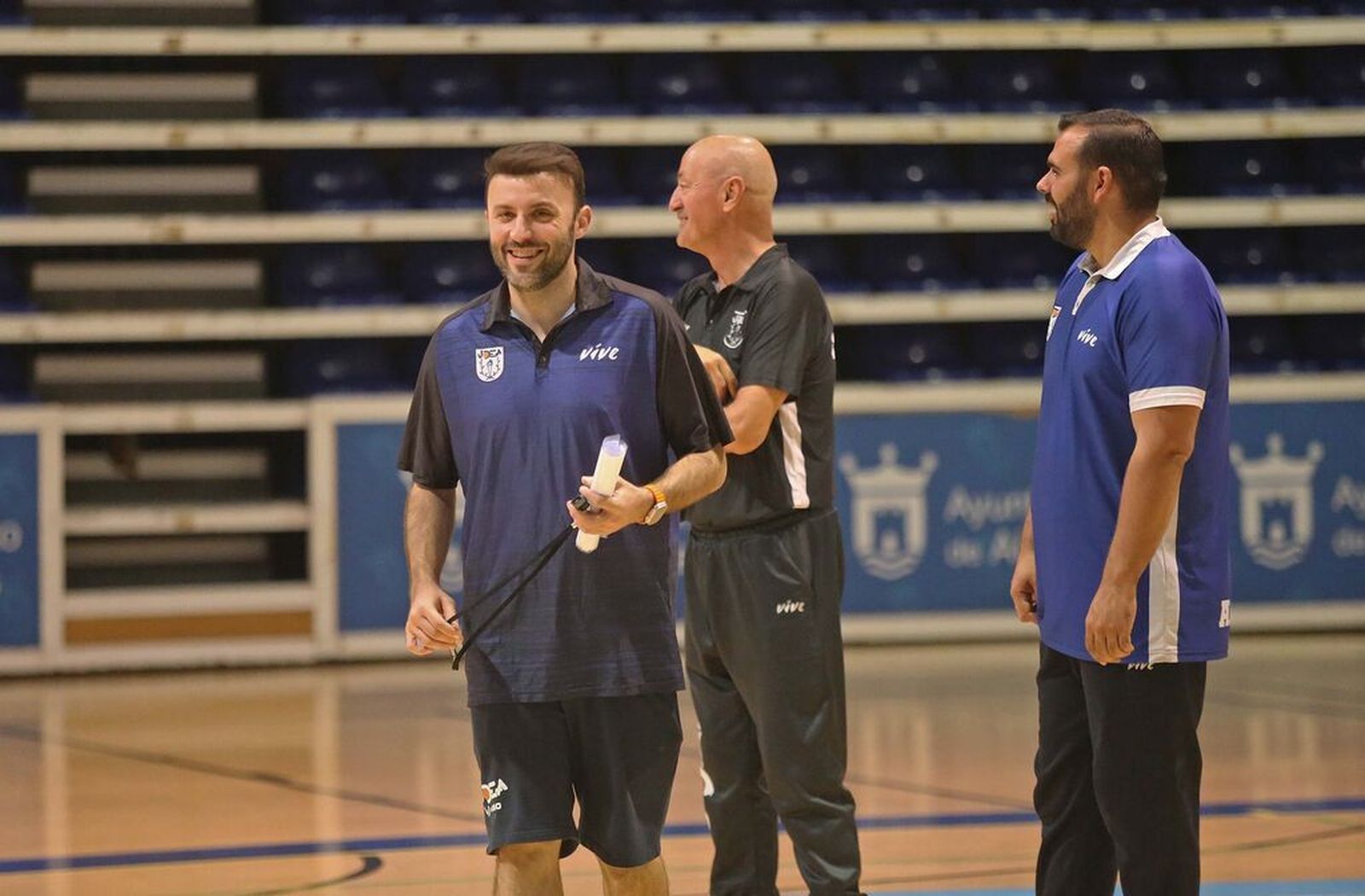 El linense Miki Ortega, entrenador de Udea