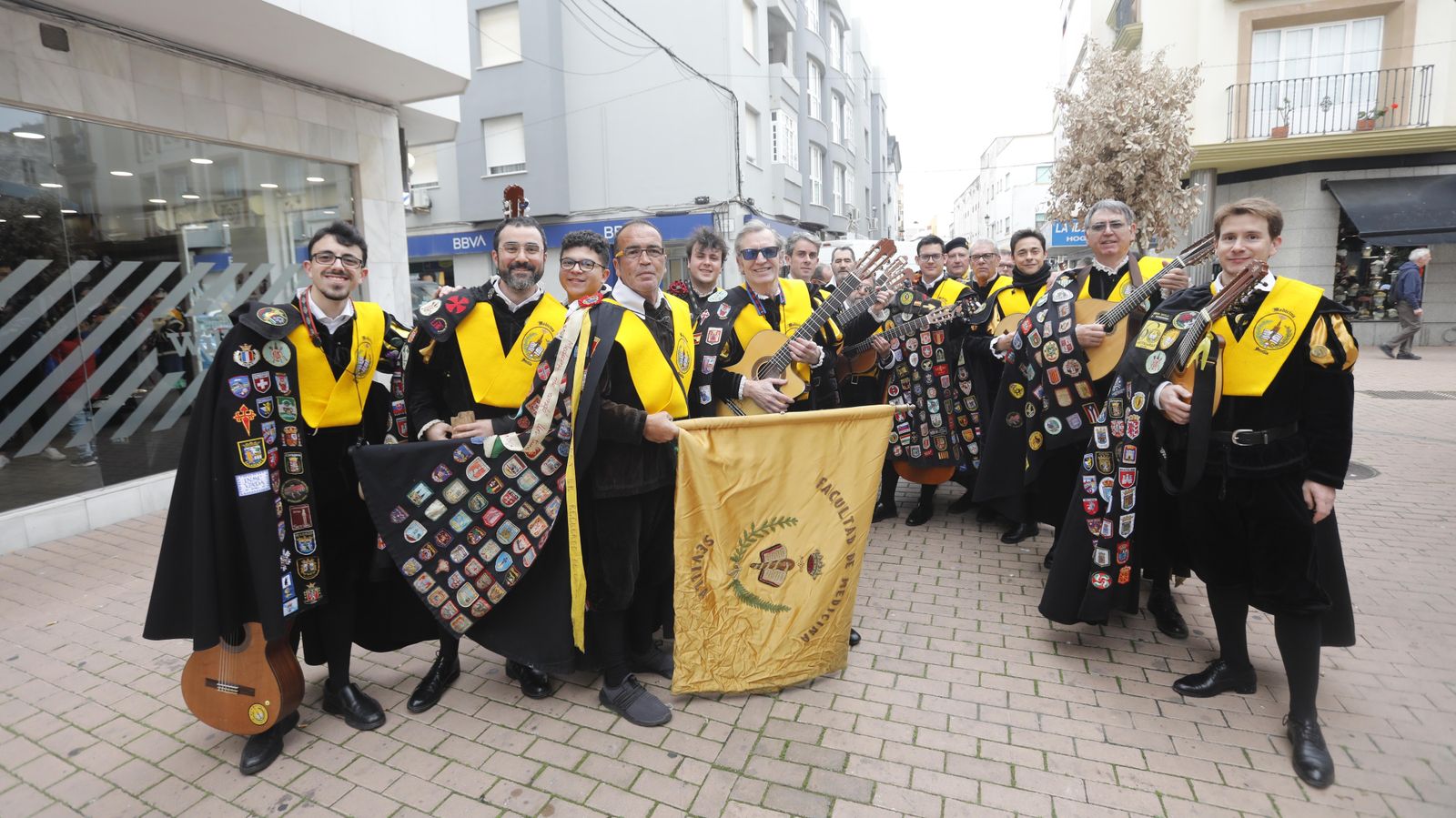 Las fotos del Pasacalles de Tunas en La Línea