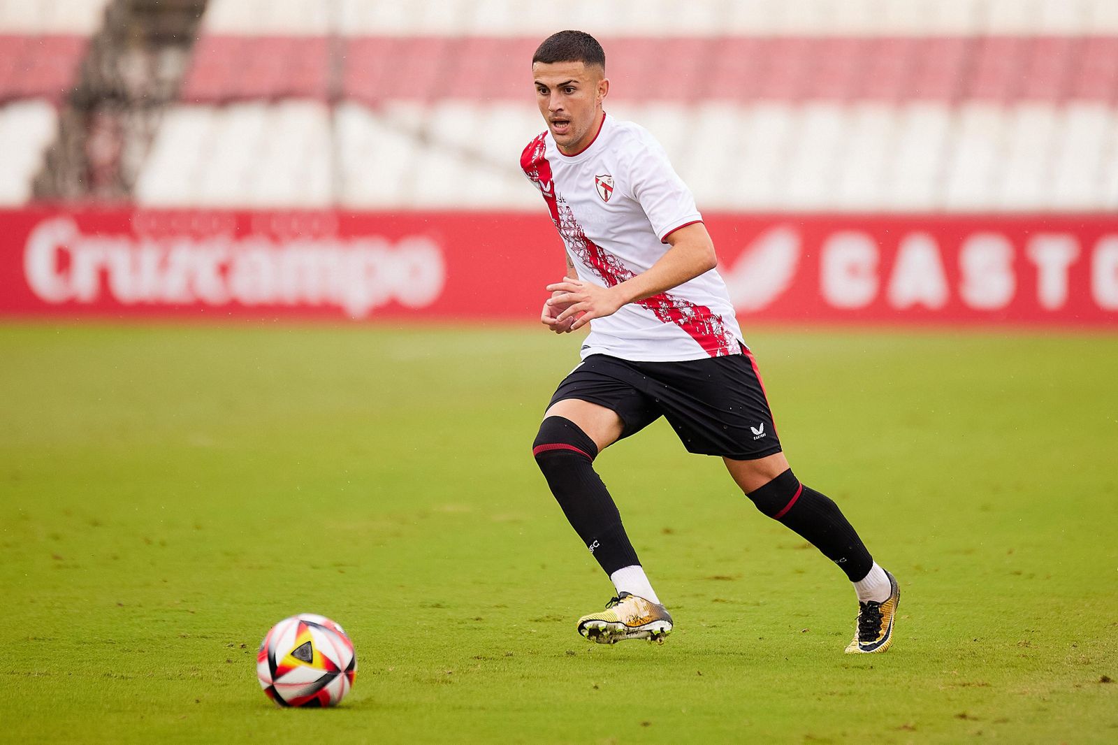 Zarzana, durante un partido con el filial esta temporada.