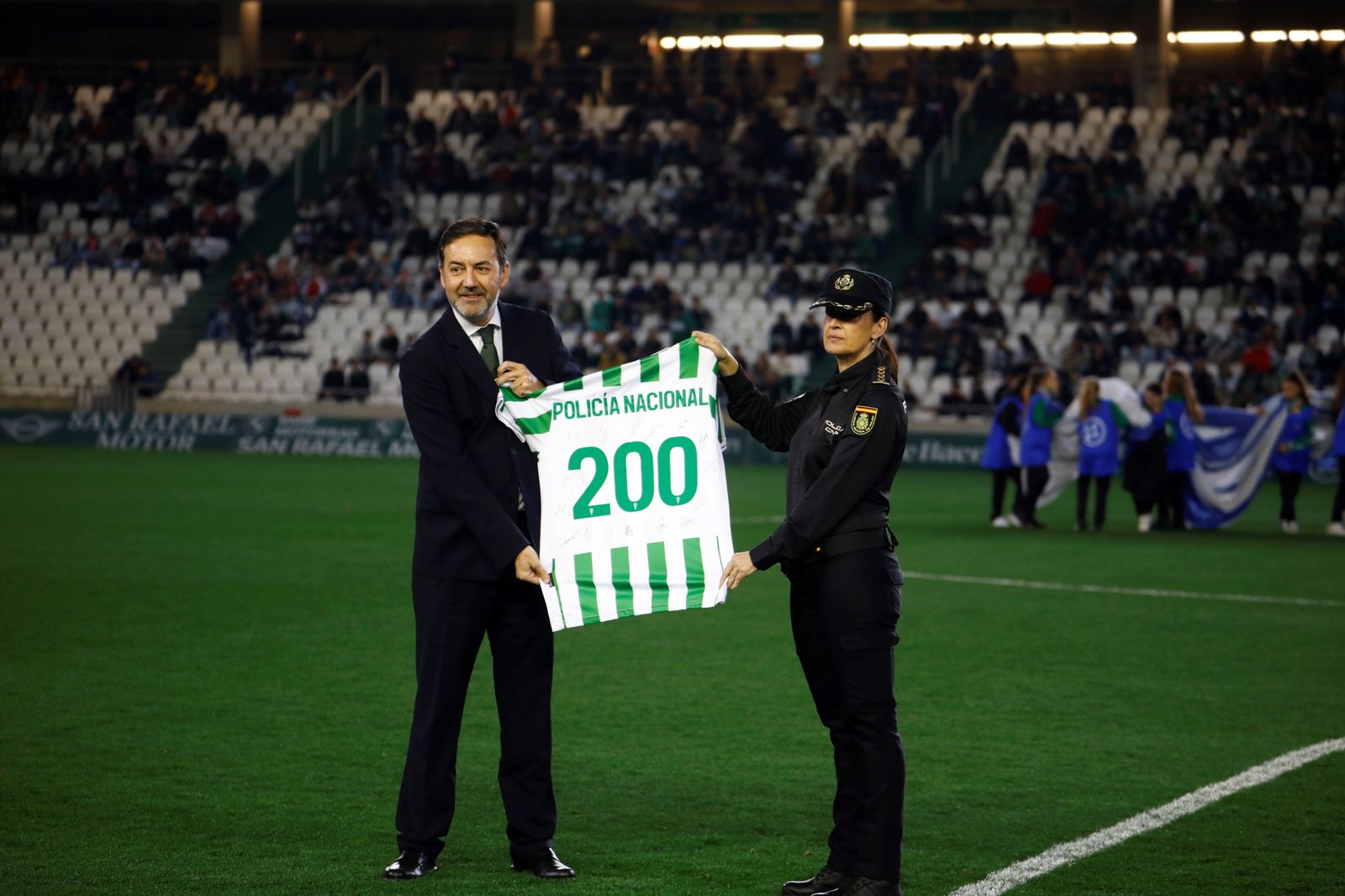 Las mejores fotos del ambiente en El Arcángel para el Córdoba CF - Real Murcia