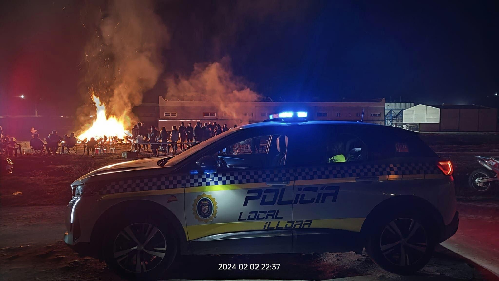 Imagen de un vehículo policial de la Policía Local de Íllora.