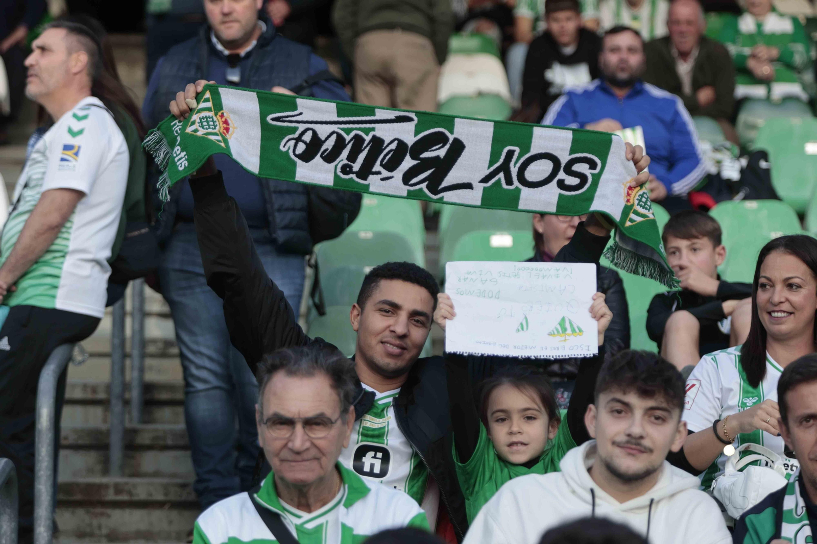 Búscate en las gradas del Villamarín