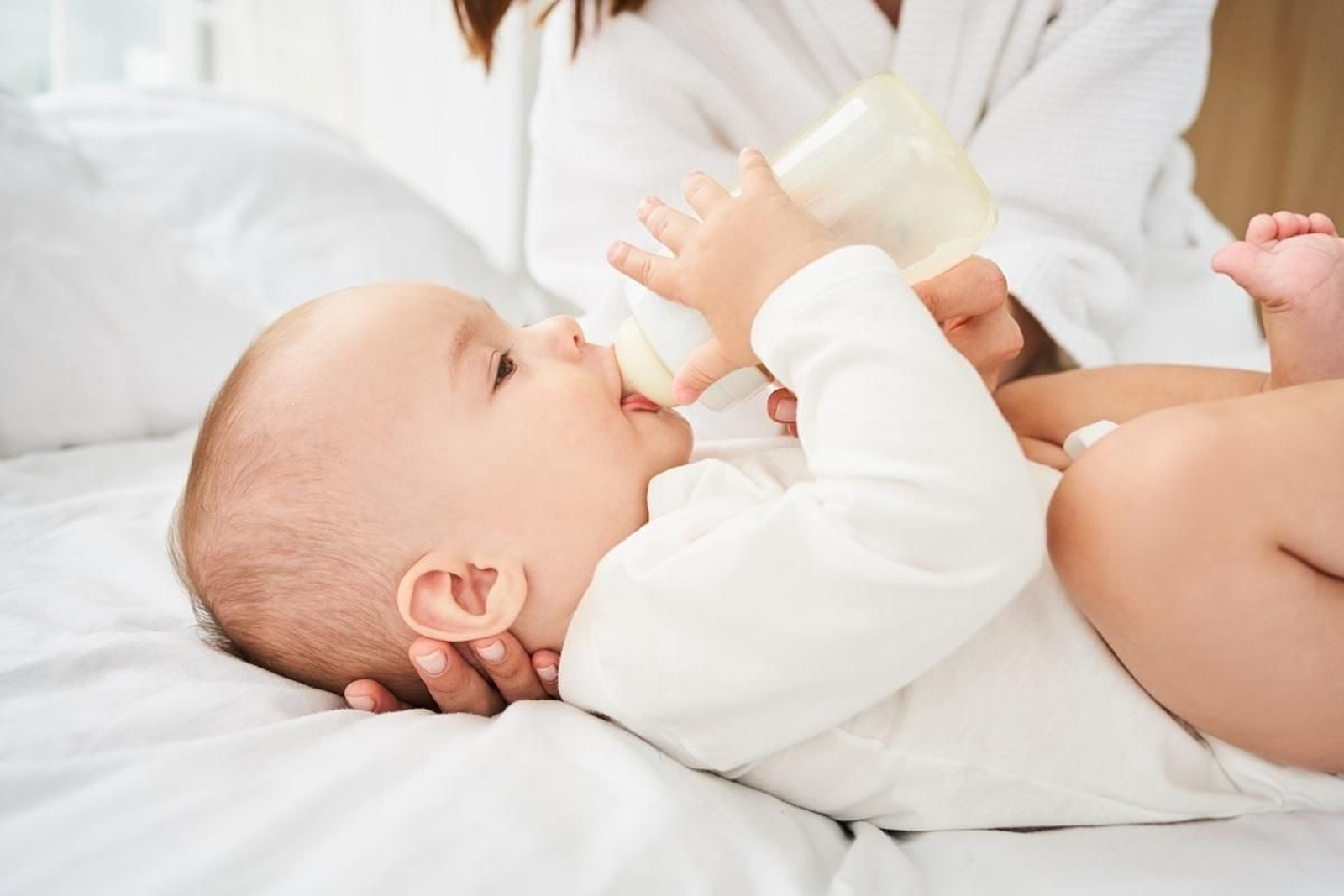 Los 10 mejores biberones anticólicos del 2024