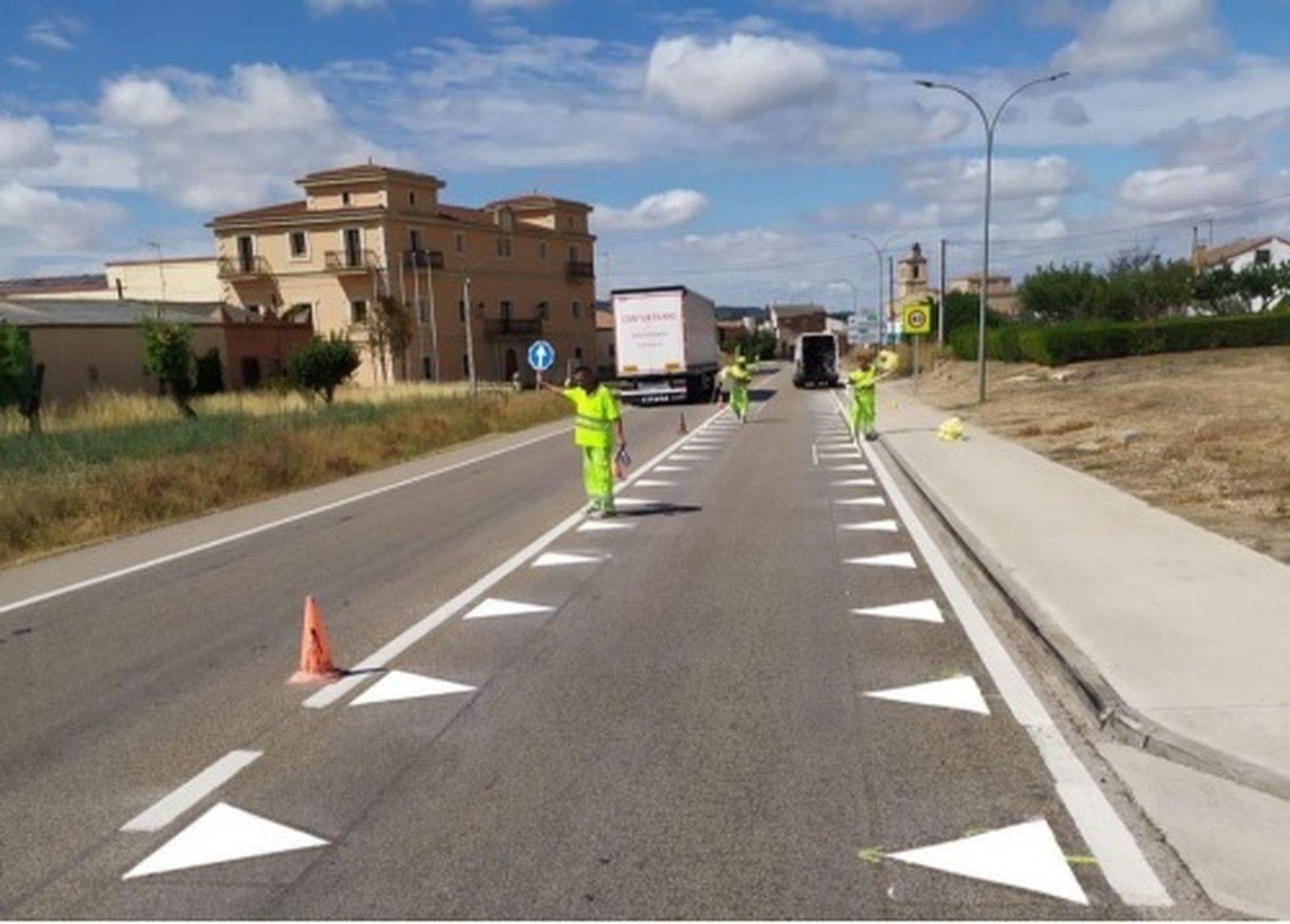 Señalización tipo diente de dragón prevista en el proyecto.
