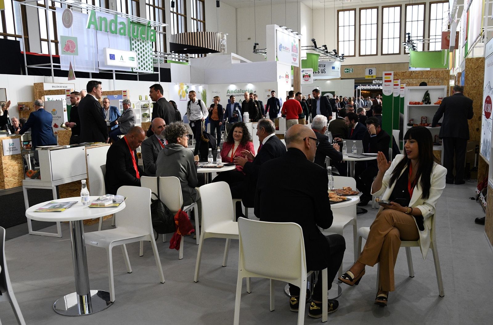 Diez empresas de Granada asistirán a Fruit Logística, la principal feria mundial del sector hotofrutícola,  con Andalucía Trade