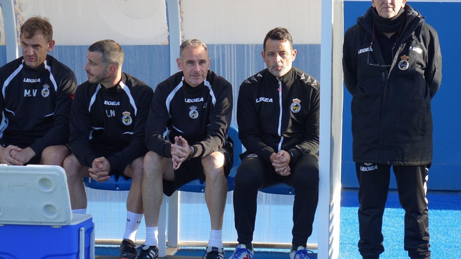 Mere, junto a Carlos Guerra, en el banquillo