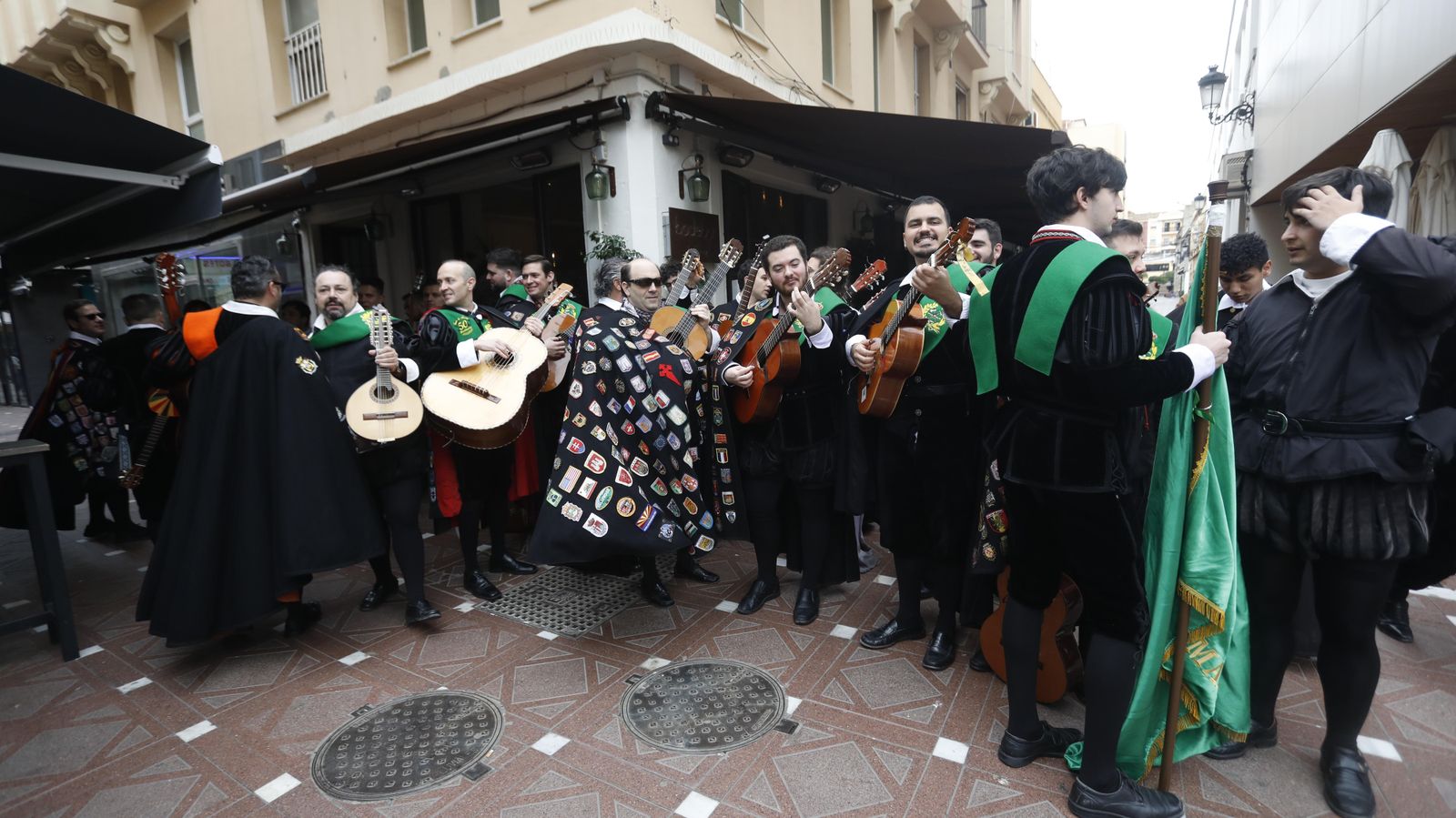 Las fotos del Pasacalles de Tunas en La Línea