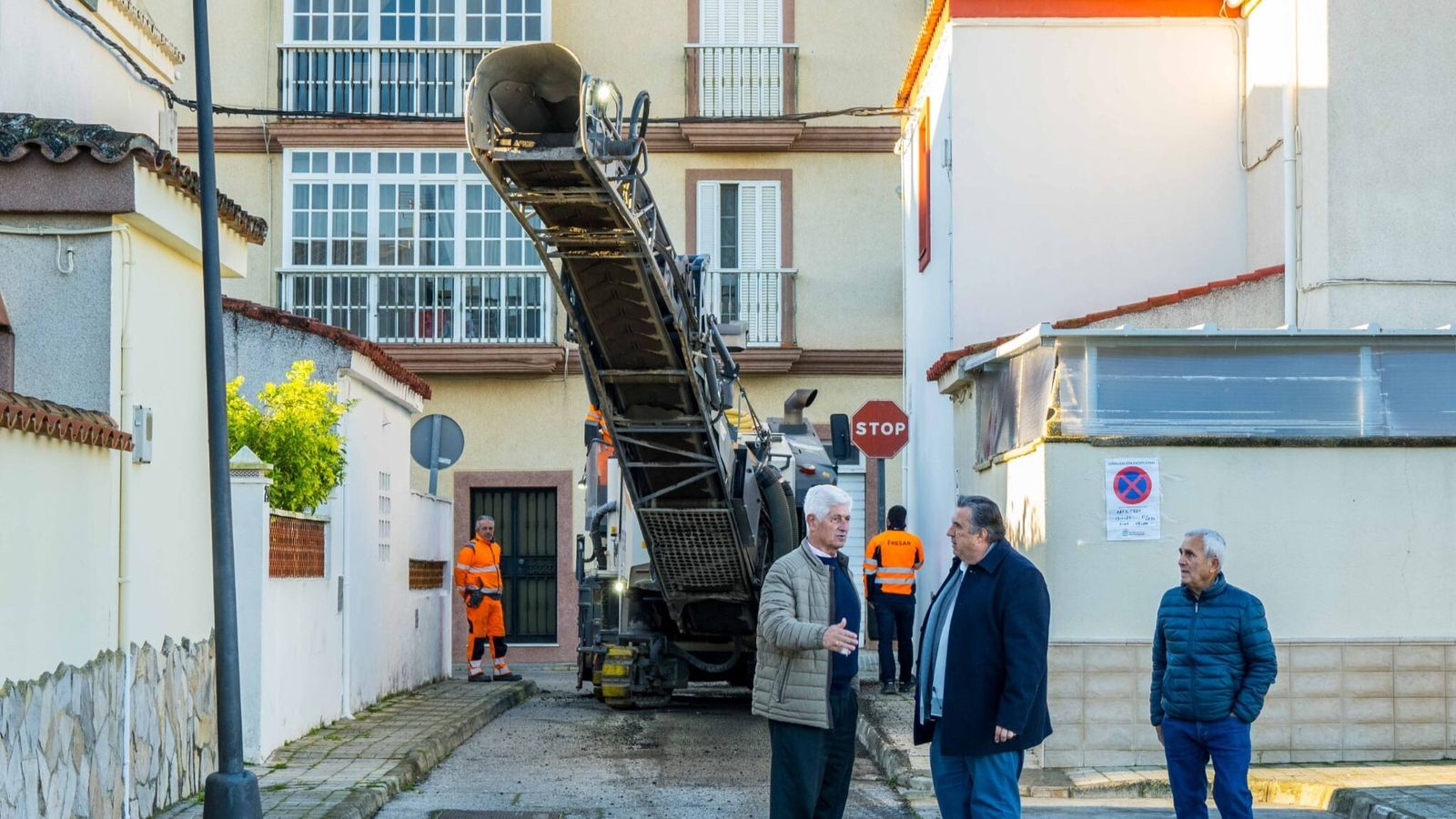 Primeros trabajos del nuevo plan de asfaltado en San Fernando.