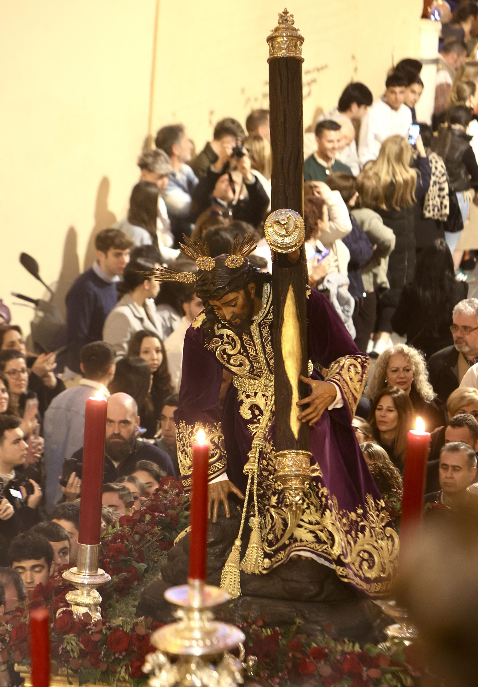 Traslado de las imágenes de la Hermandad de la Esperanza de Triana a su capilla