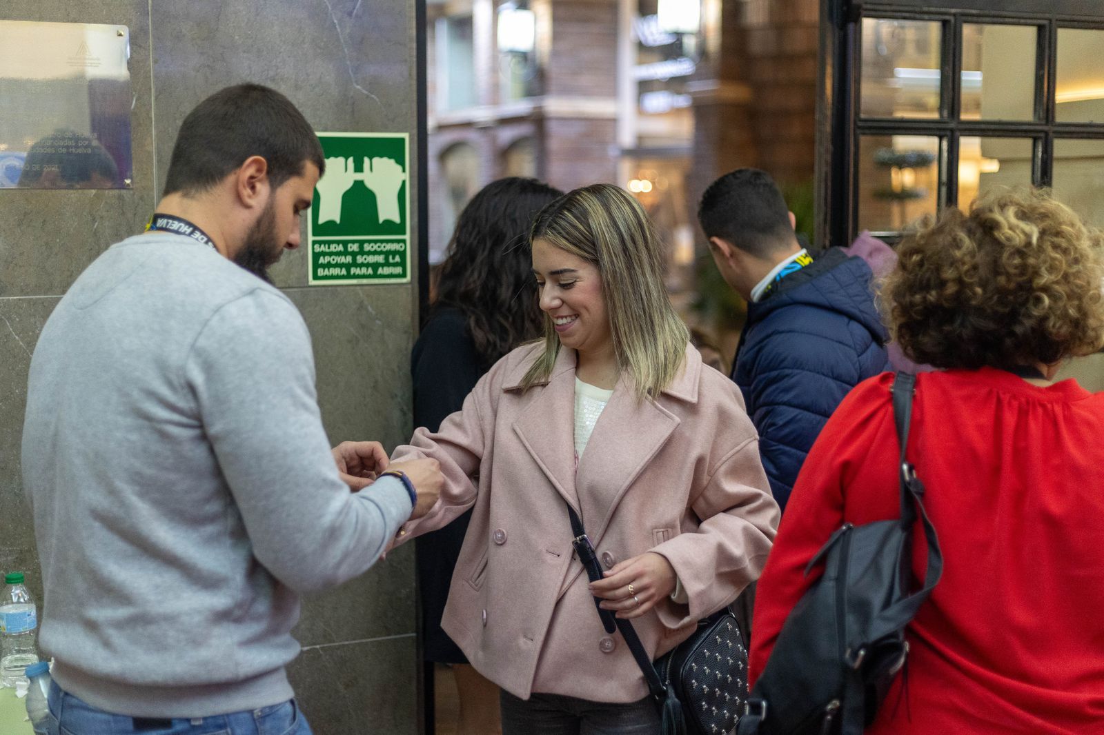 Ambiente en la primera jornada de preliminares del Carnaval Colombino