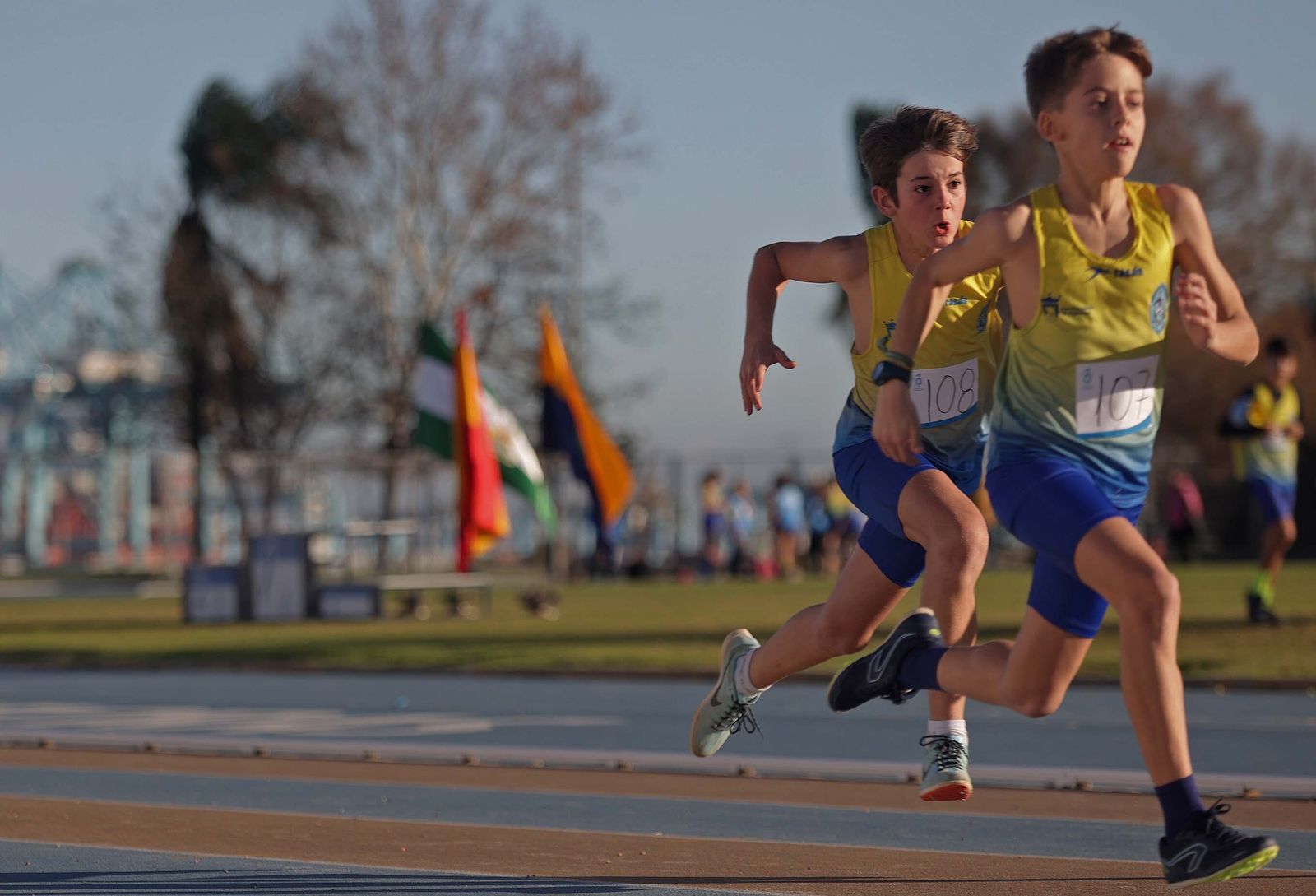 Fotos de la final de los Juegos Municipales de Atletismo en Algeciras