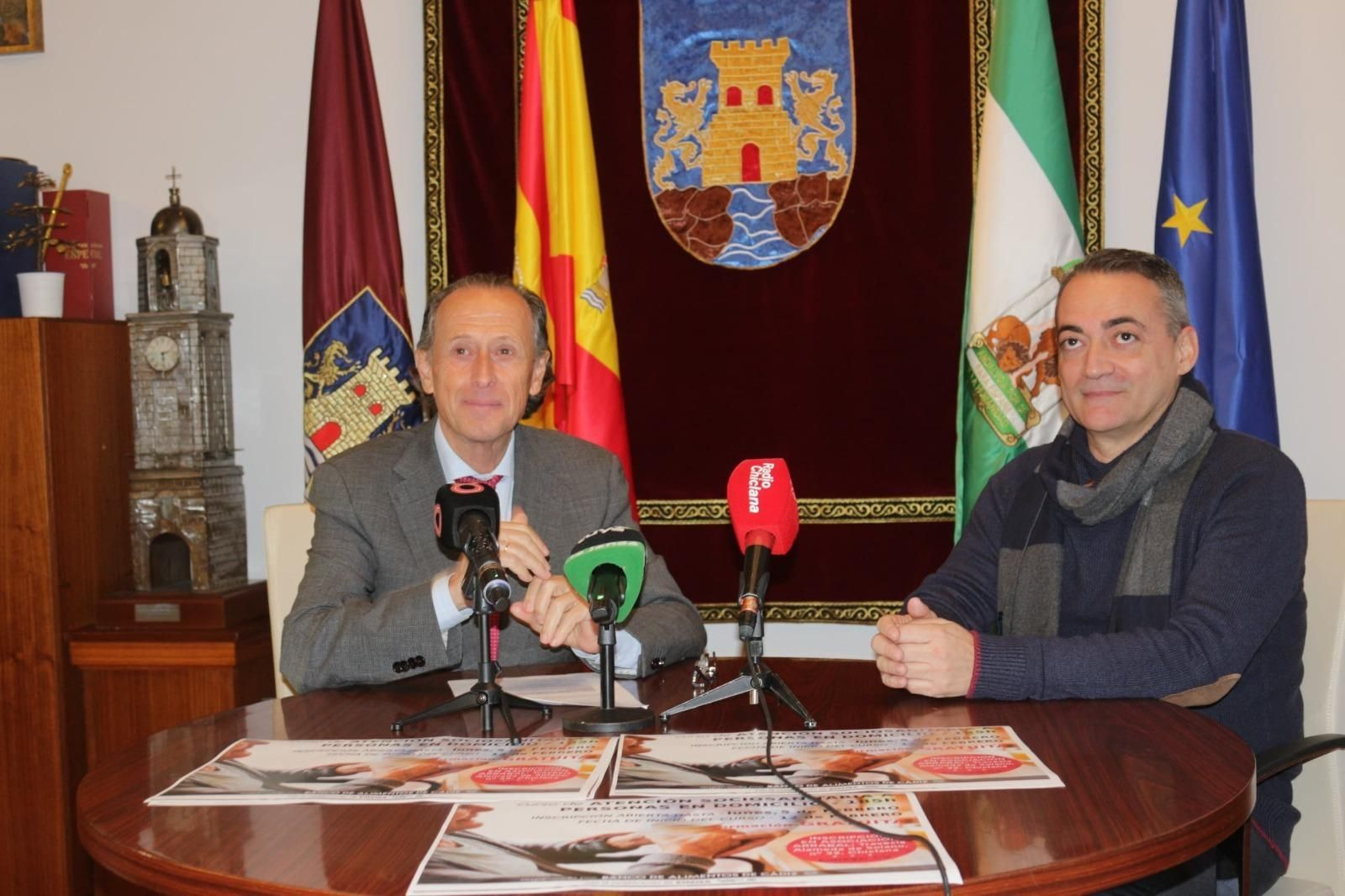 El alcalde y Francis Salado.