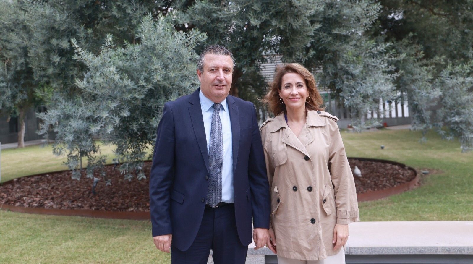 SE-40: La ministra de Transportes anuncia que licitará el proyecto y la obra del paso del río en 2024