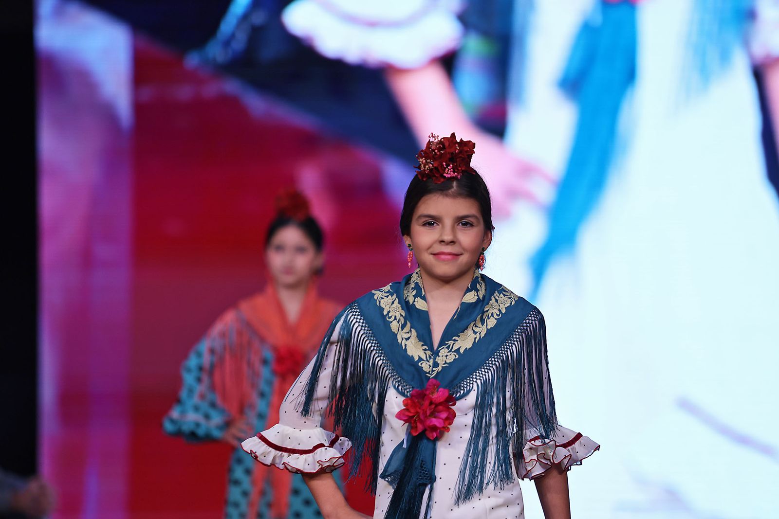 Imágenes de la pasarela Huelva Flamenca 2024