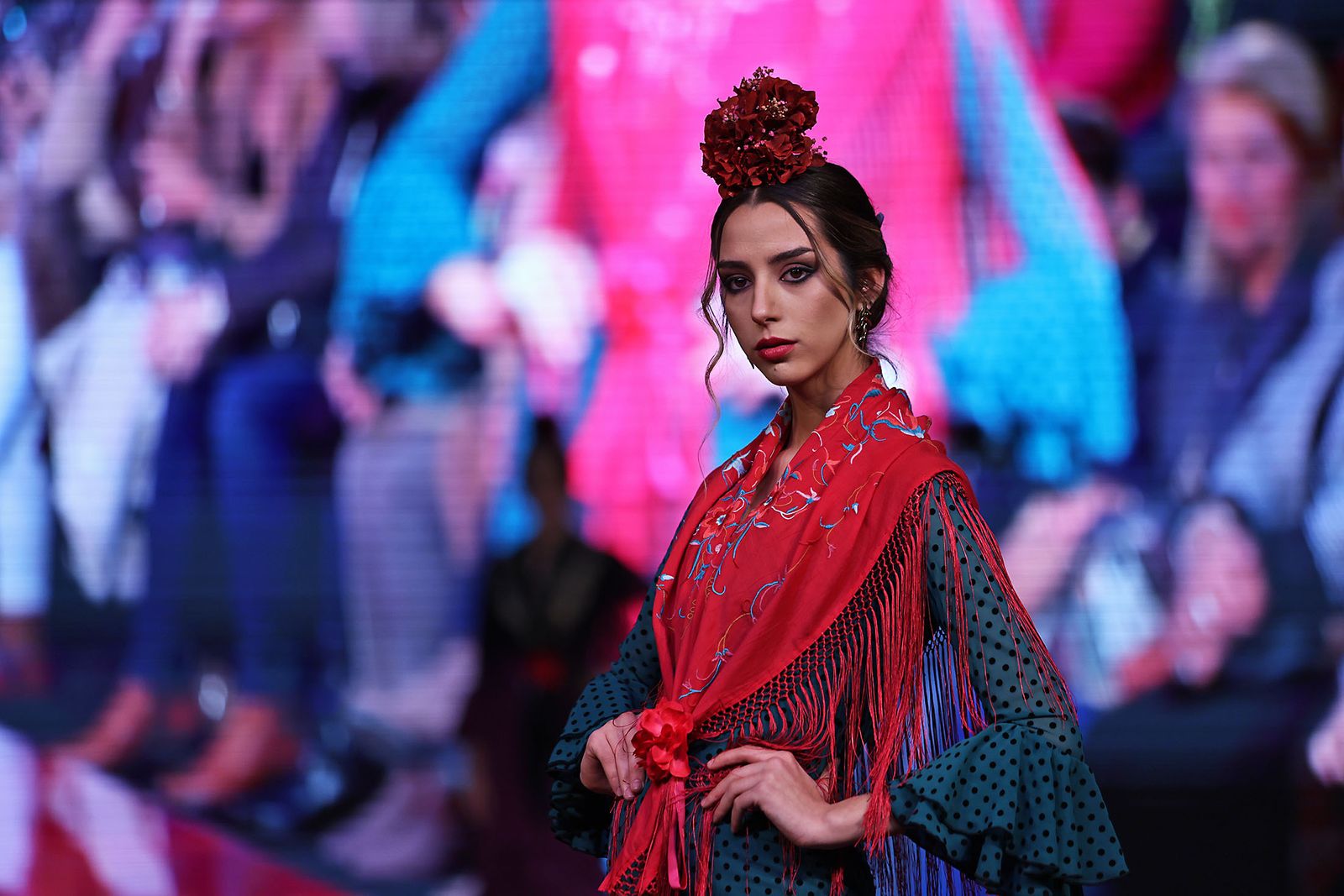 Imágenes de la pasarela Huelva Flamenca 2024