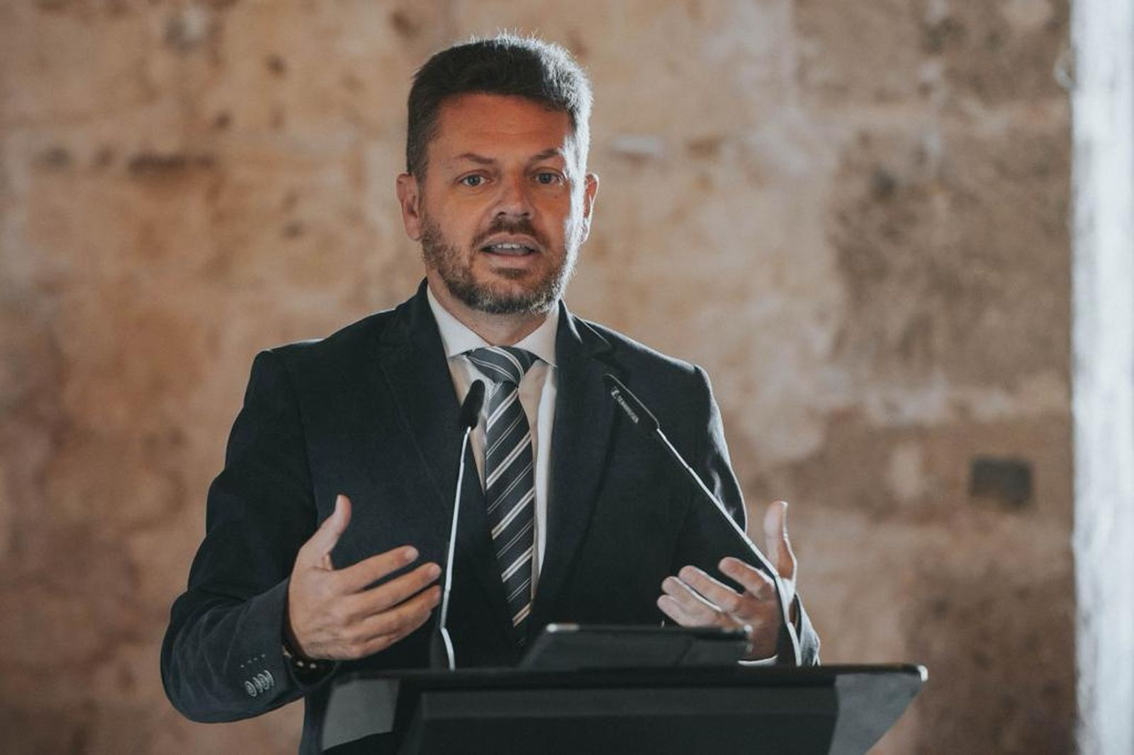 José Ángel Vélez, durante una comparecencia pública.