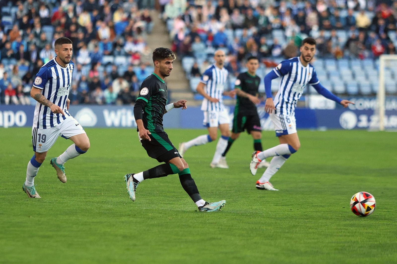 Las mejores fotos del ambiente en el Nuevo Colombino para el Recre - Córdoba CF